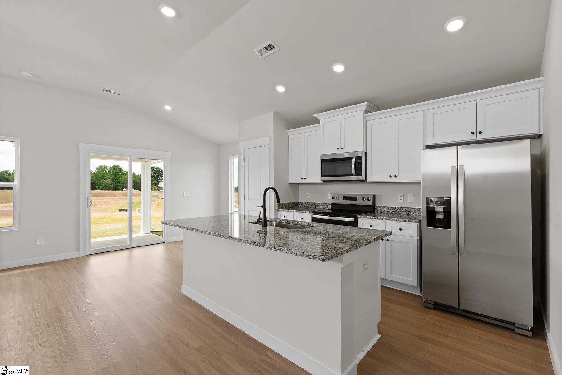 1073 Mossy Oak Drive Moore, SC 29369