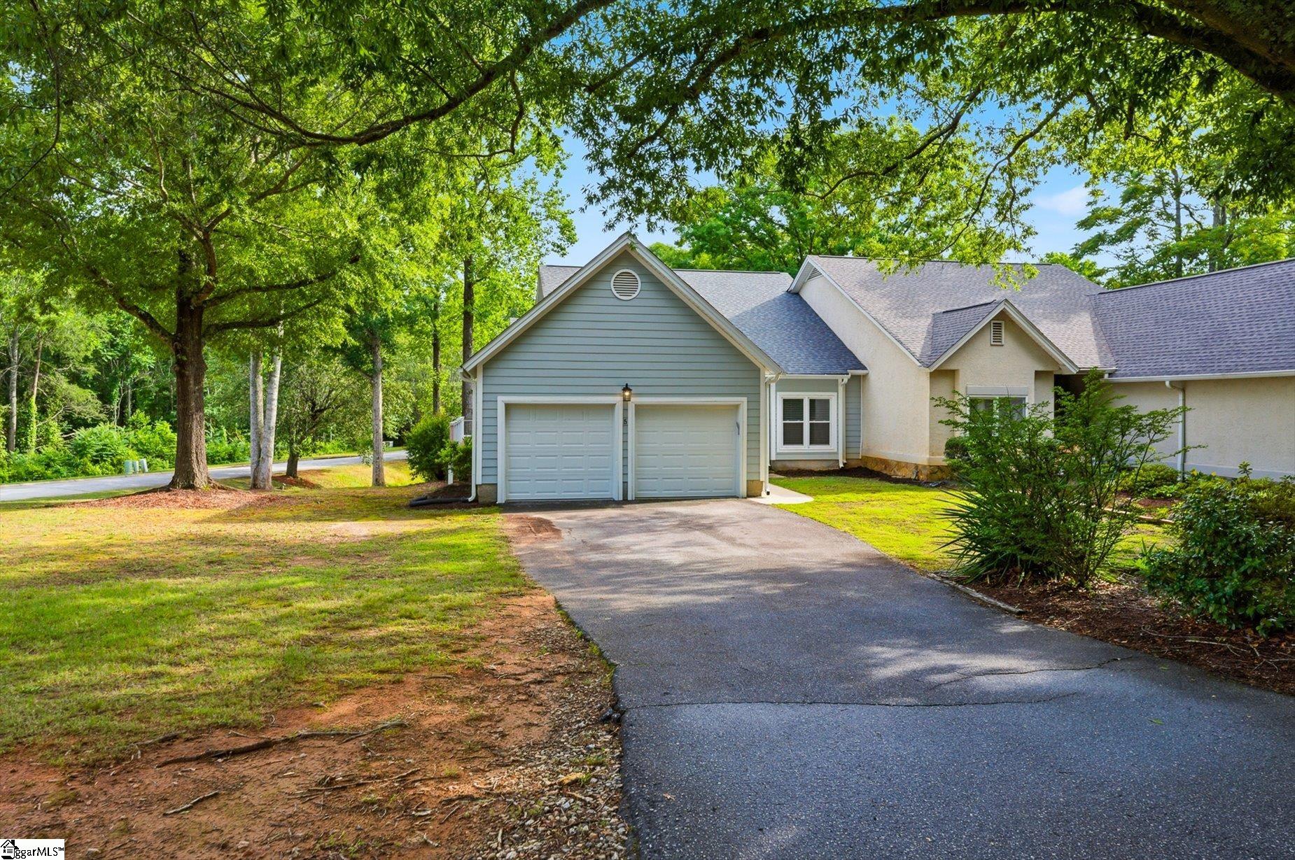 5 Fifteenth Vantage Campobello, SC 29322