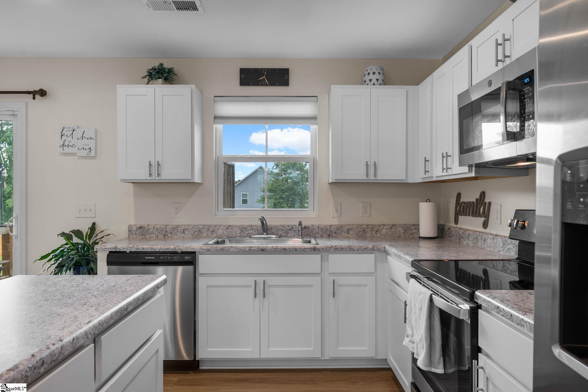 220 Brooklane Court Easley, SC 29642