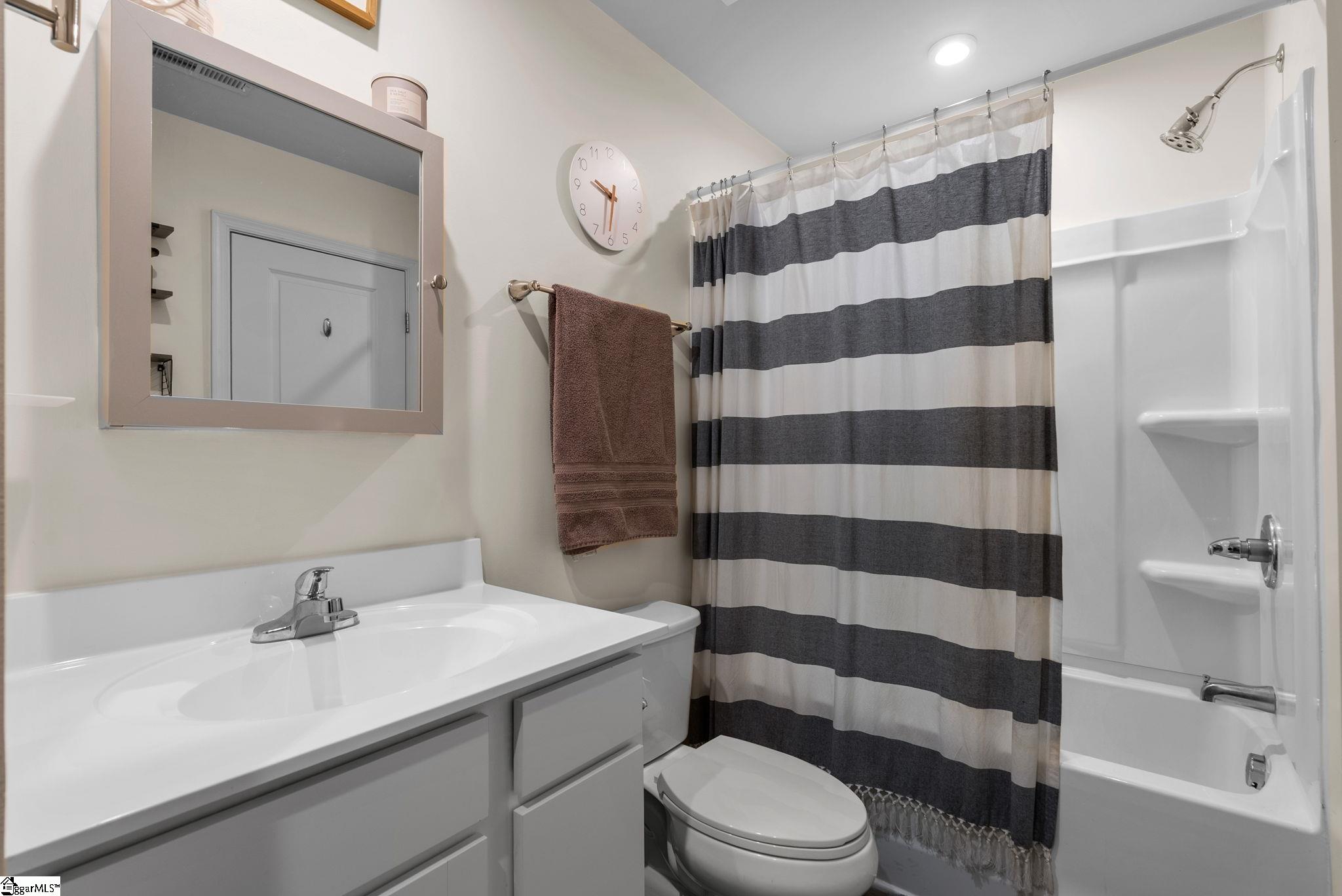 220 Brooklane Court Easley, SC 29642