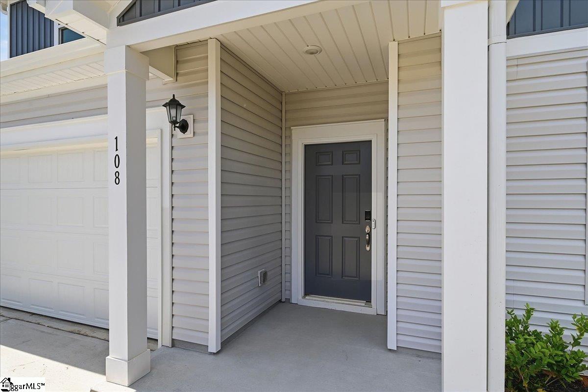 108 Gibbon Way Gray Court, SC 29645