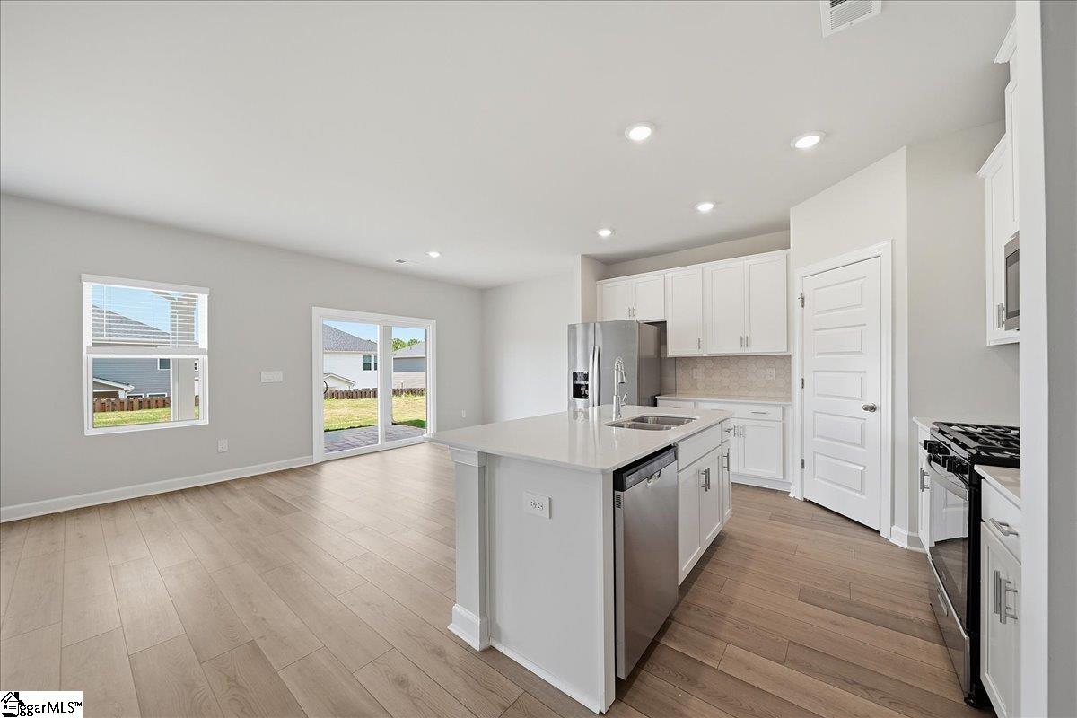 108 Gibbon Way Gray Court, SC 29645