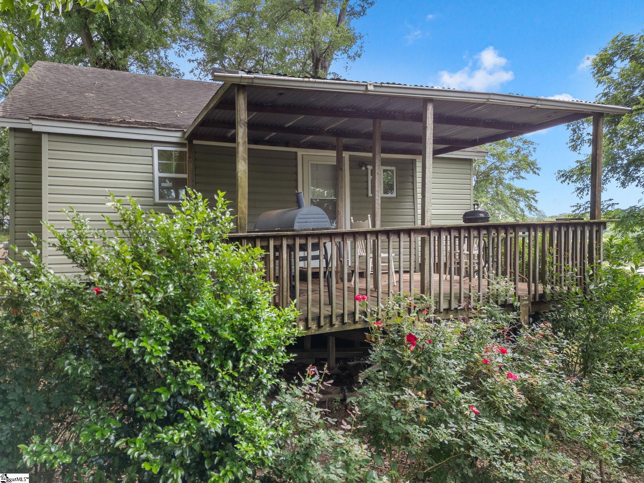 1 F Street Inman, SC 29349