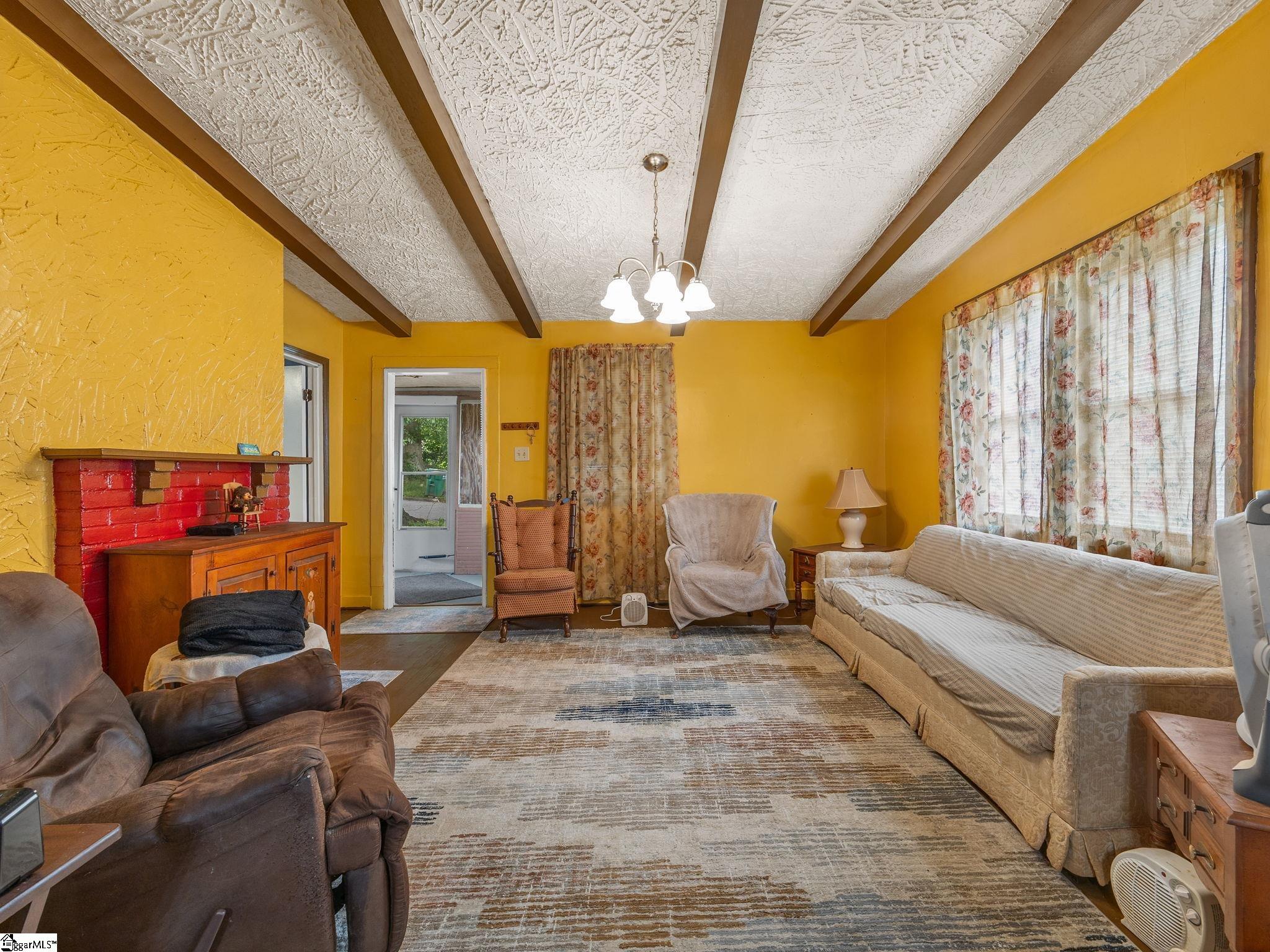 1 F Street Inman, SC 29349