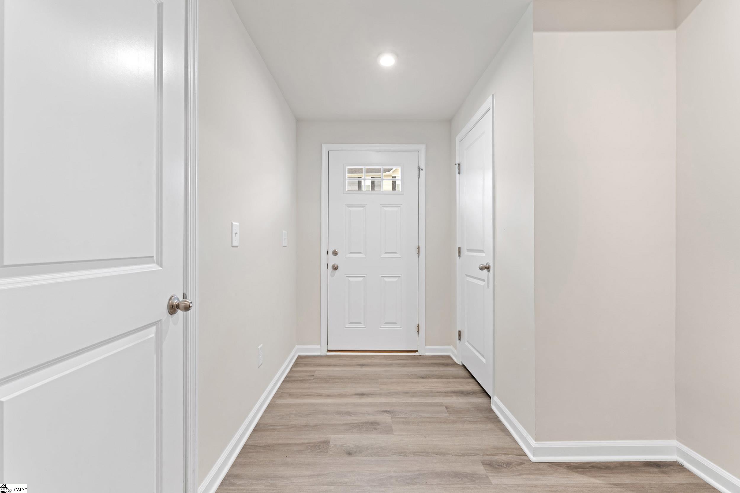 9 Verdant Leaf Way Greenville, SC 29617