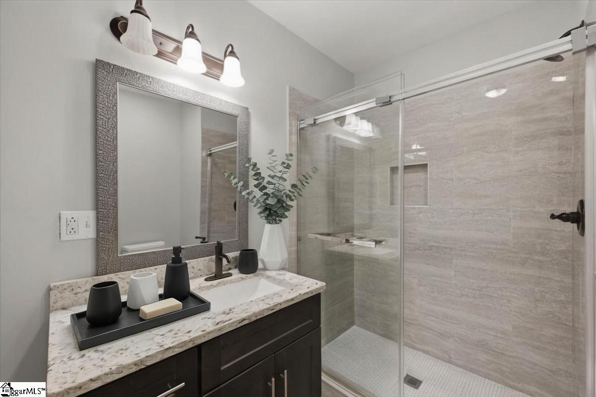 6 Davis Street Greenville, SC 29609
