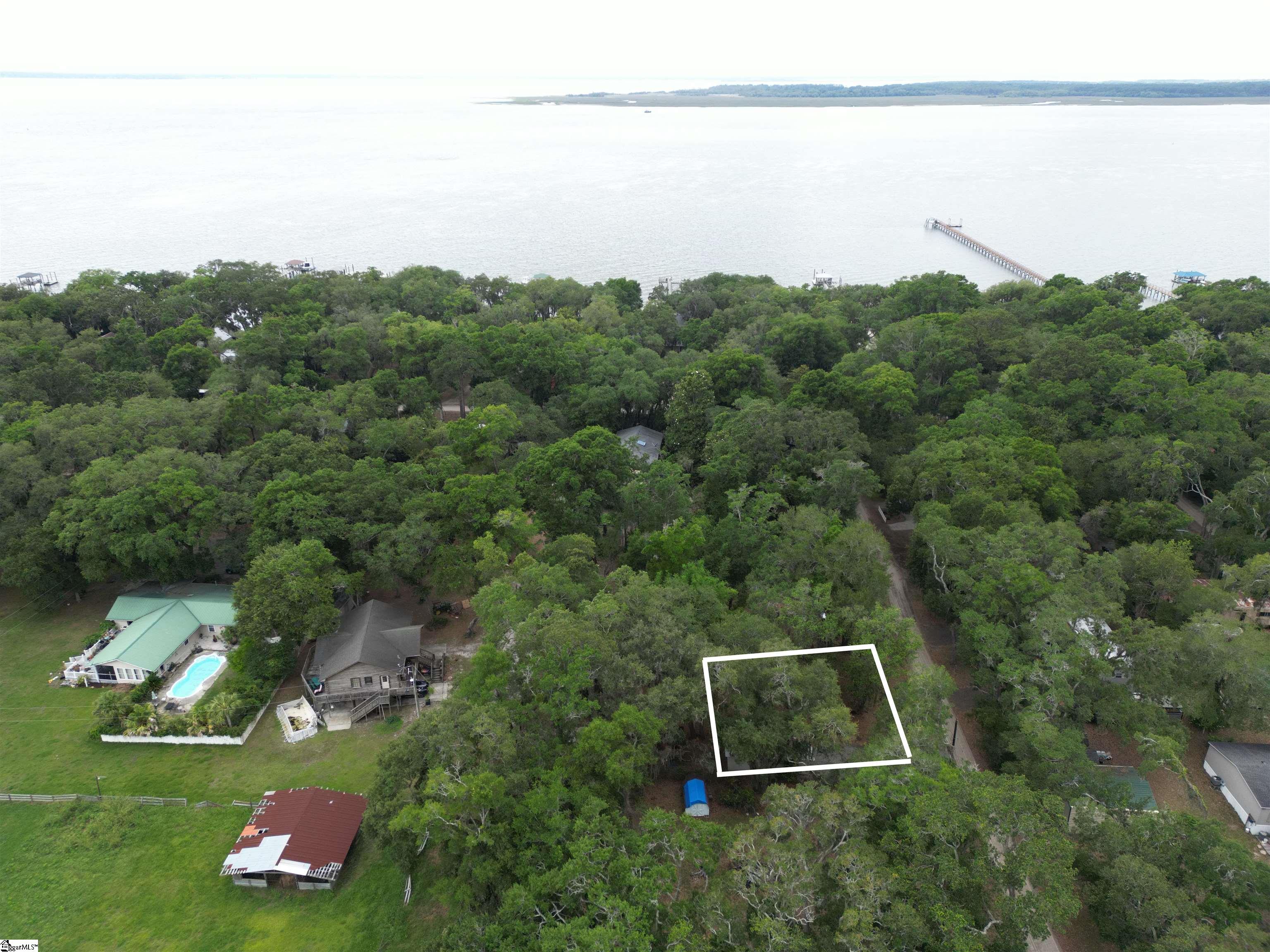 31 Mosse Road Beaufort, SC 29920