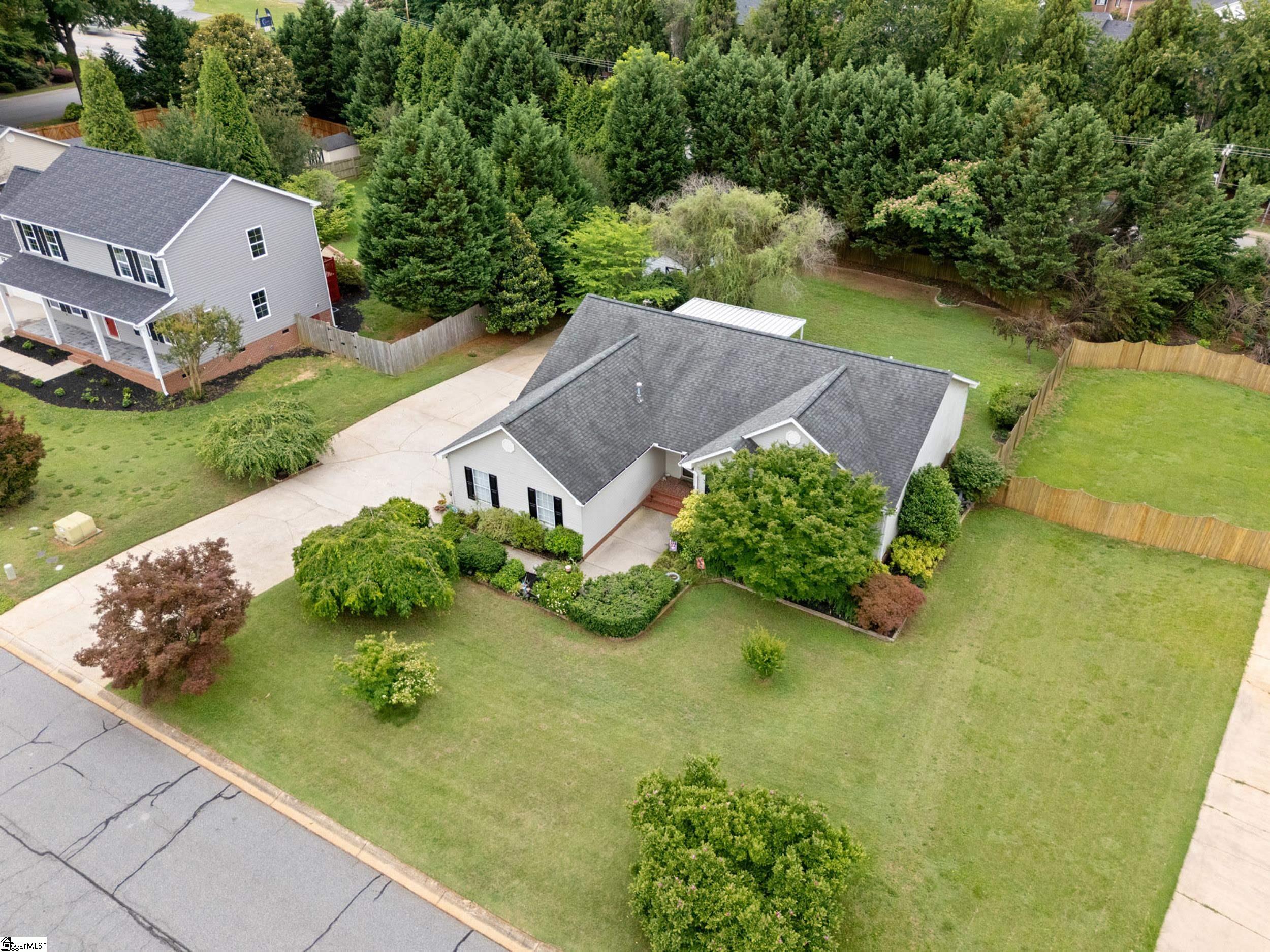 5 Lillians Lane Greer, SC 29651