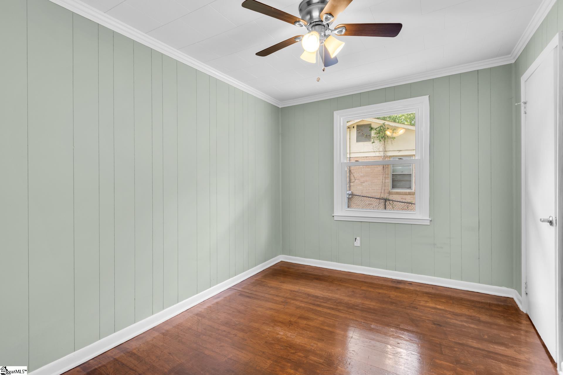 203 Shands Street Clinton, SC 29325