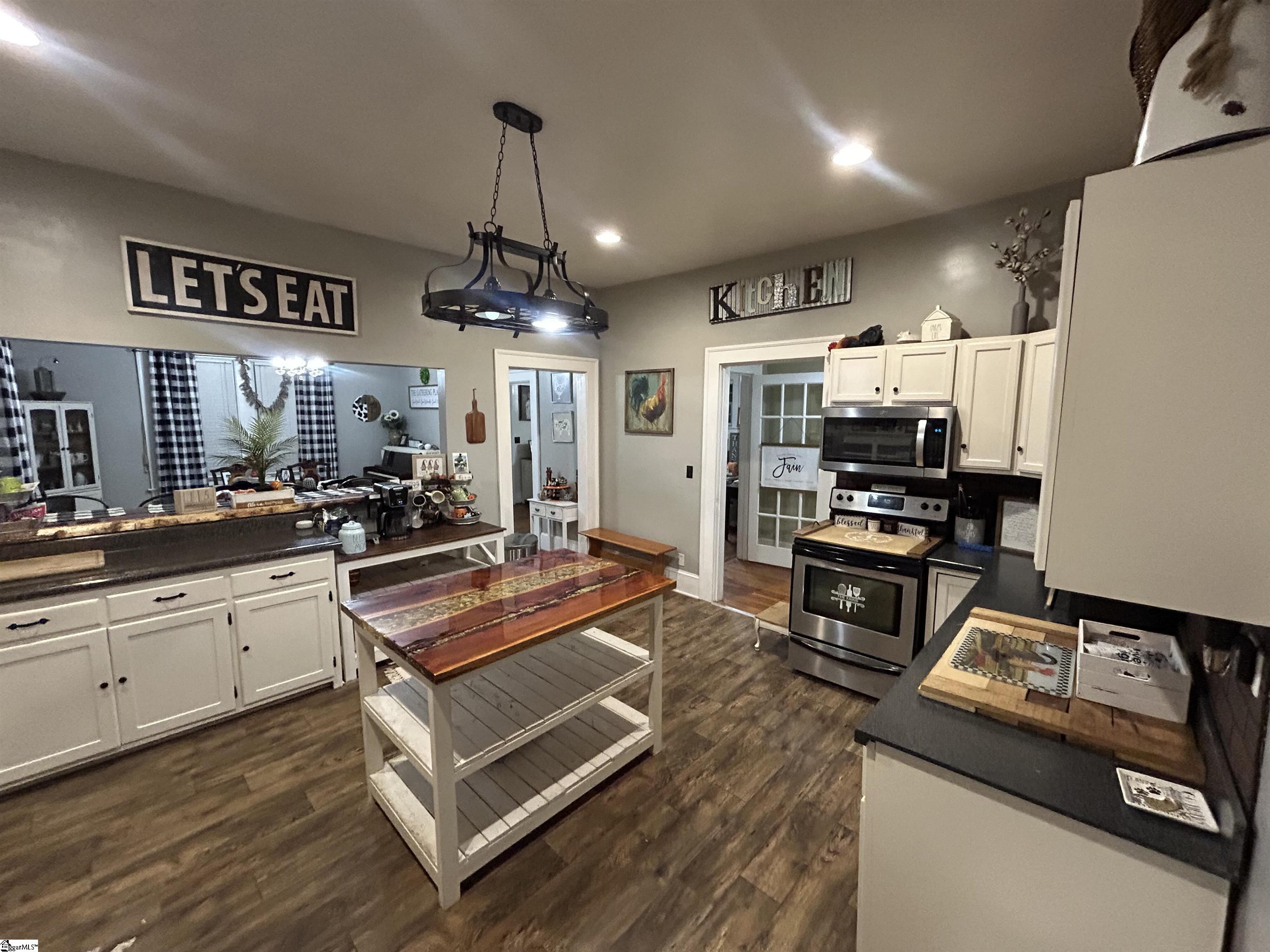 211 Duke Street Ninety Six, SC 29666