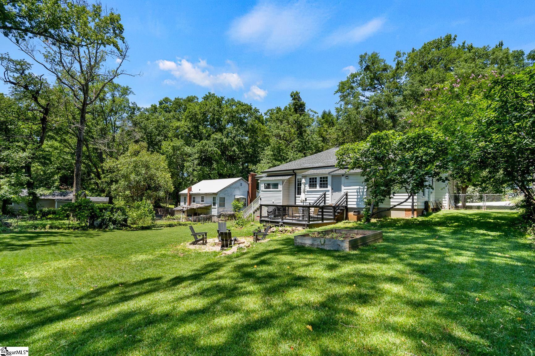 6 Rogers Avenue Greenville, SC 29617