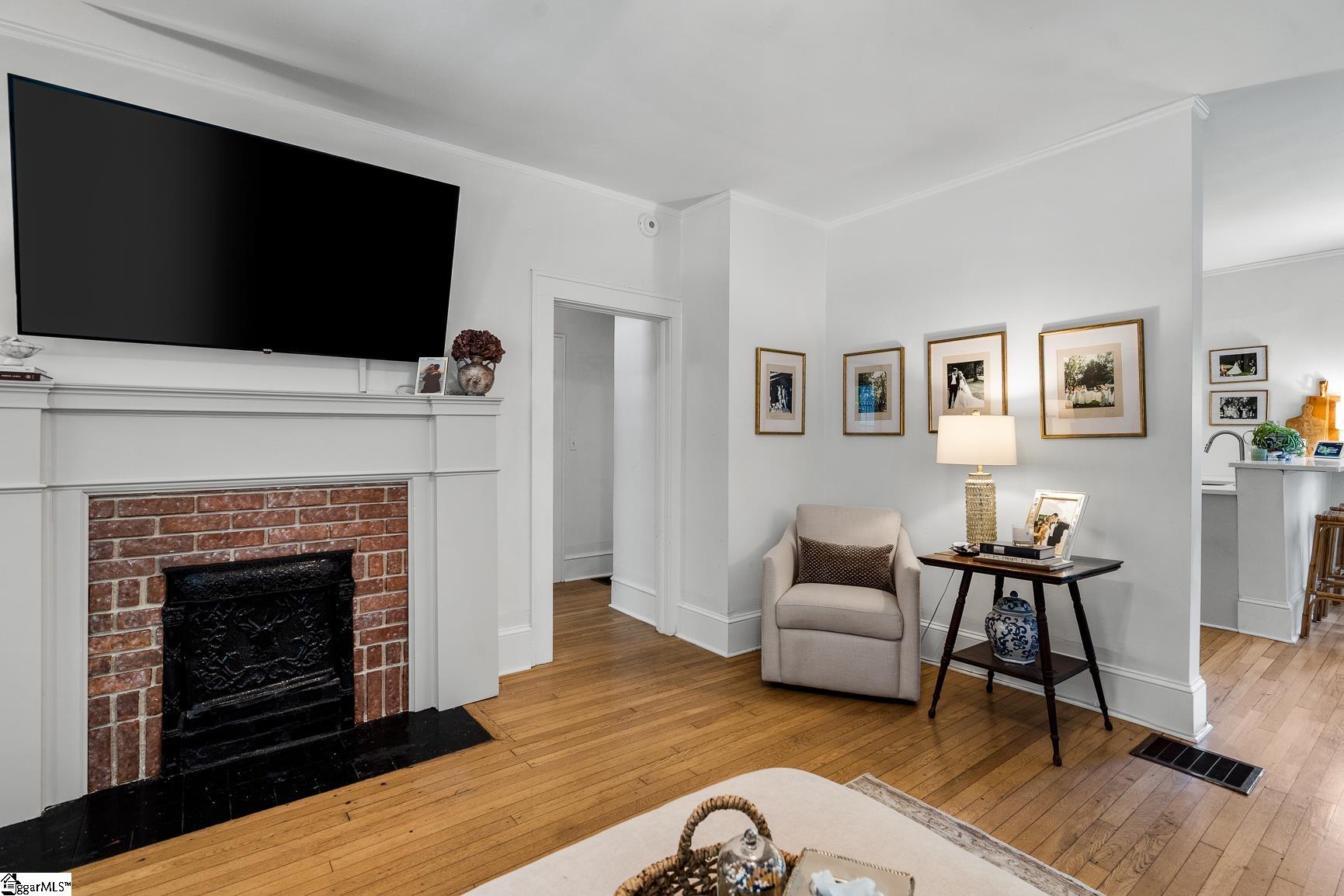 6 Rogers Avenue Greenville, SC 29617
