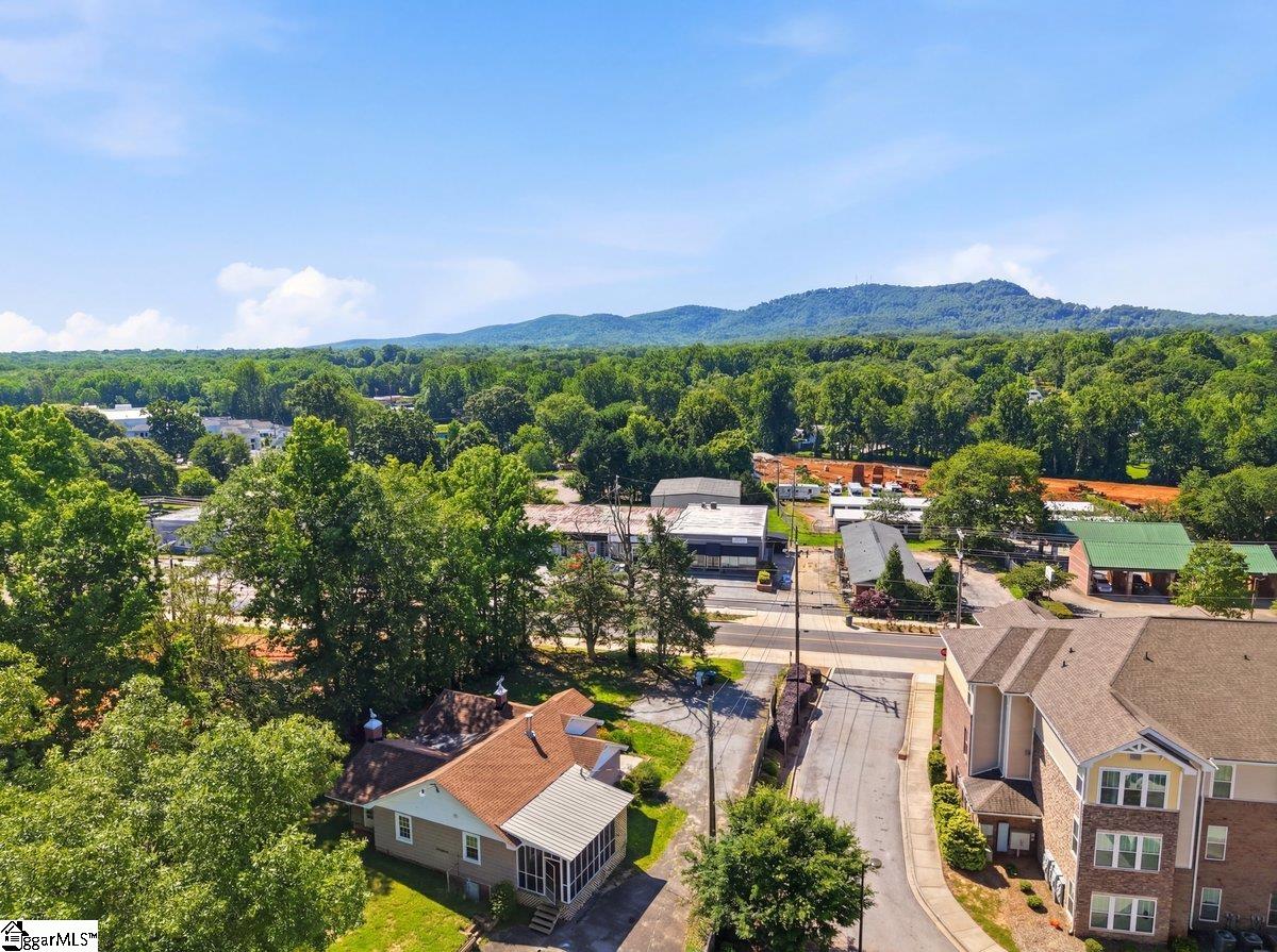 217 N Poinsett Highway Travelers Rest, SC 29690
