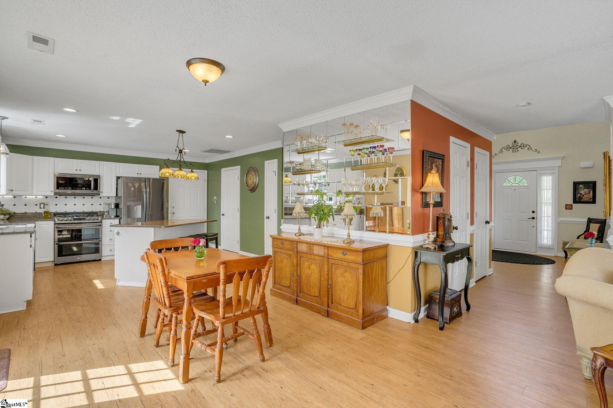 6 Kingfisher Drive Simpsonville, SC 29680