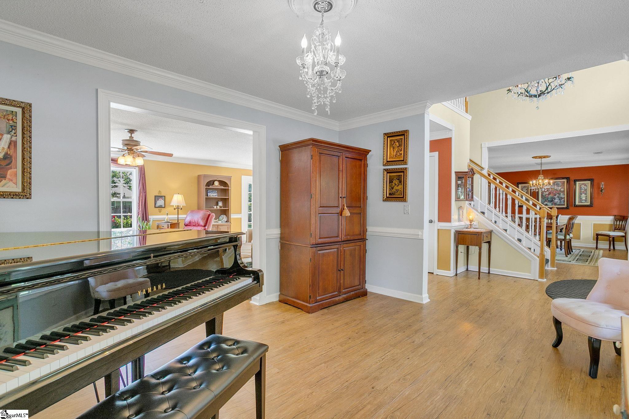 6 Kingfisher Drive Simpsonville, SC 29680