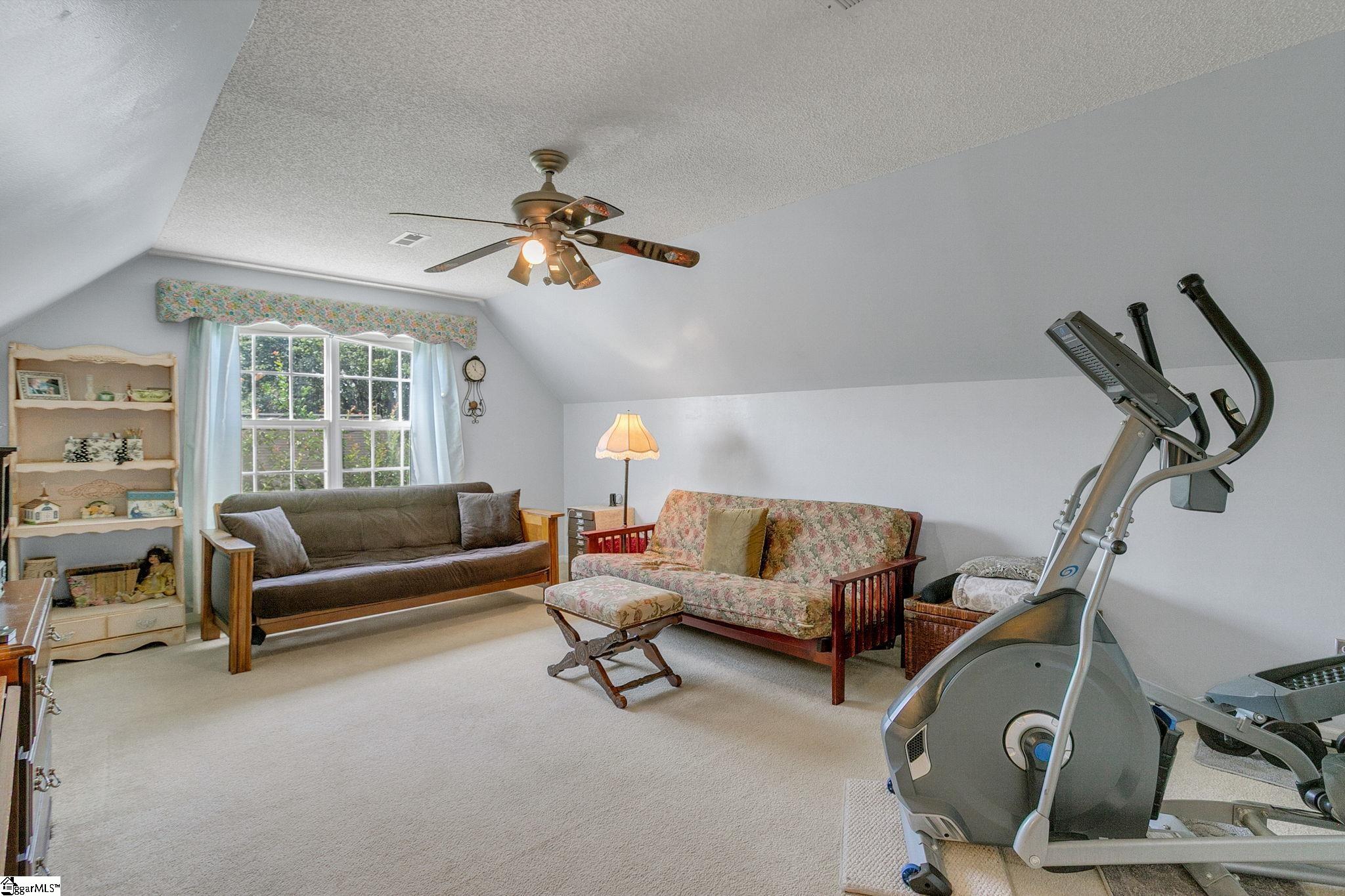 6 Kingfisher Drive Simpsonville, SC 29680