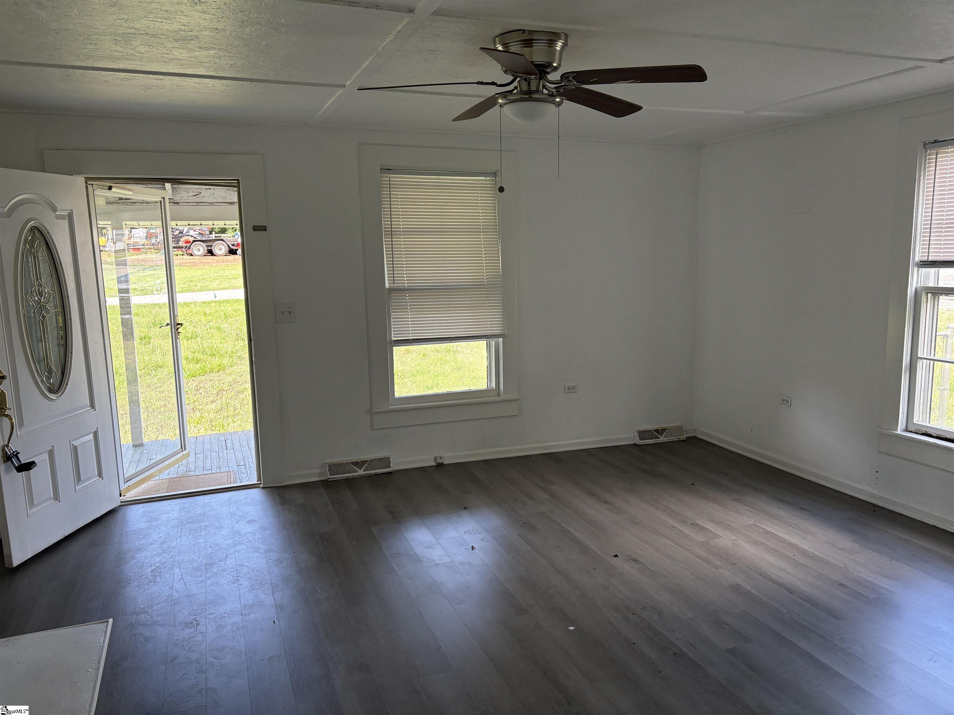 24 Adger Street Pelzer, SC 29669