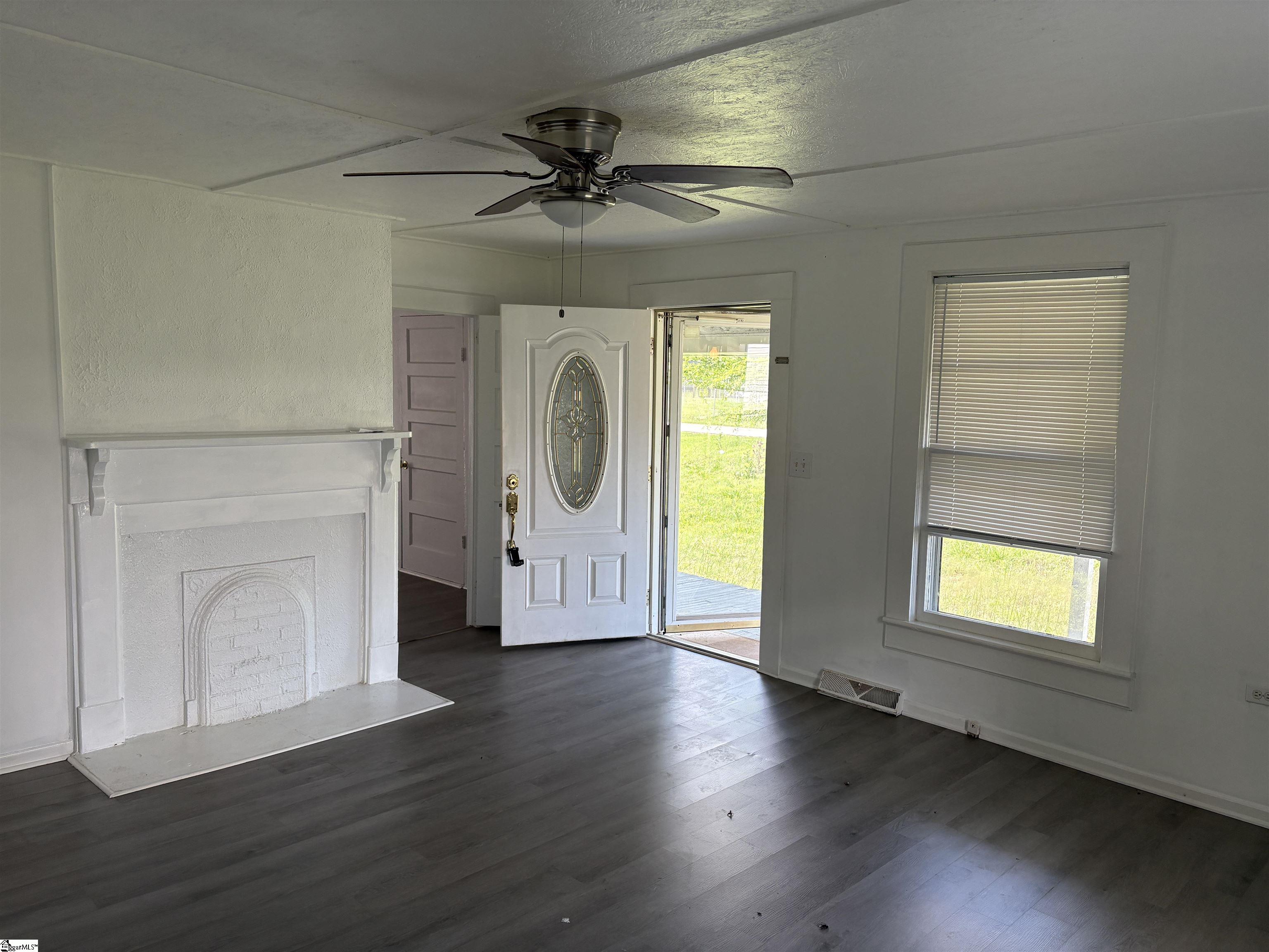 24 Adger Street Pelzer, SC 29669