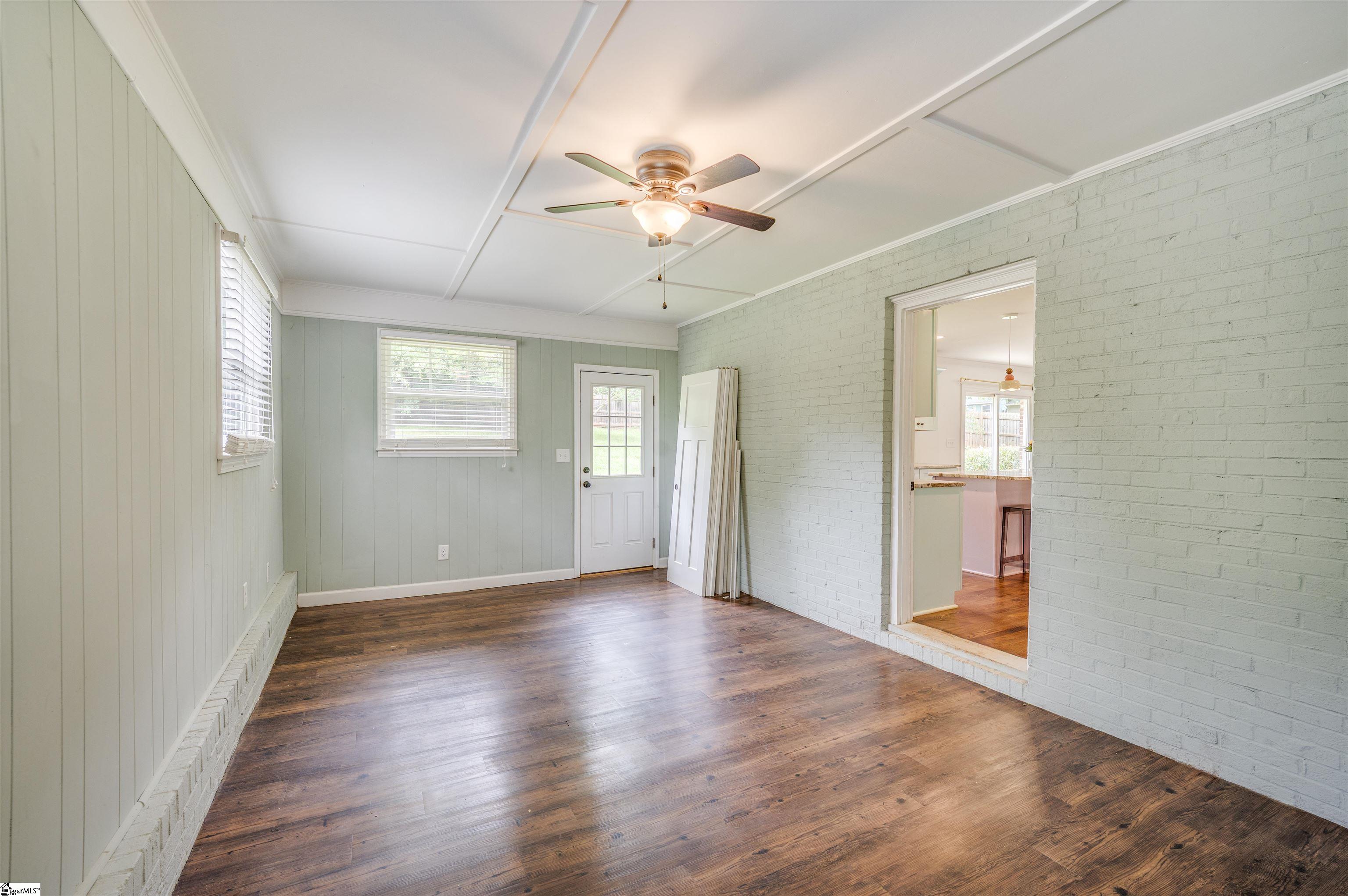 304 New Perry Road Greenville, SC 29617
