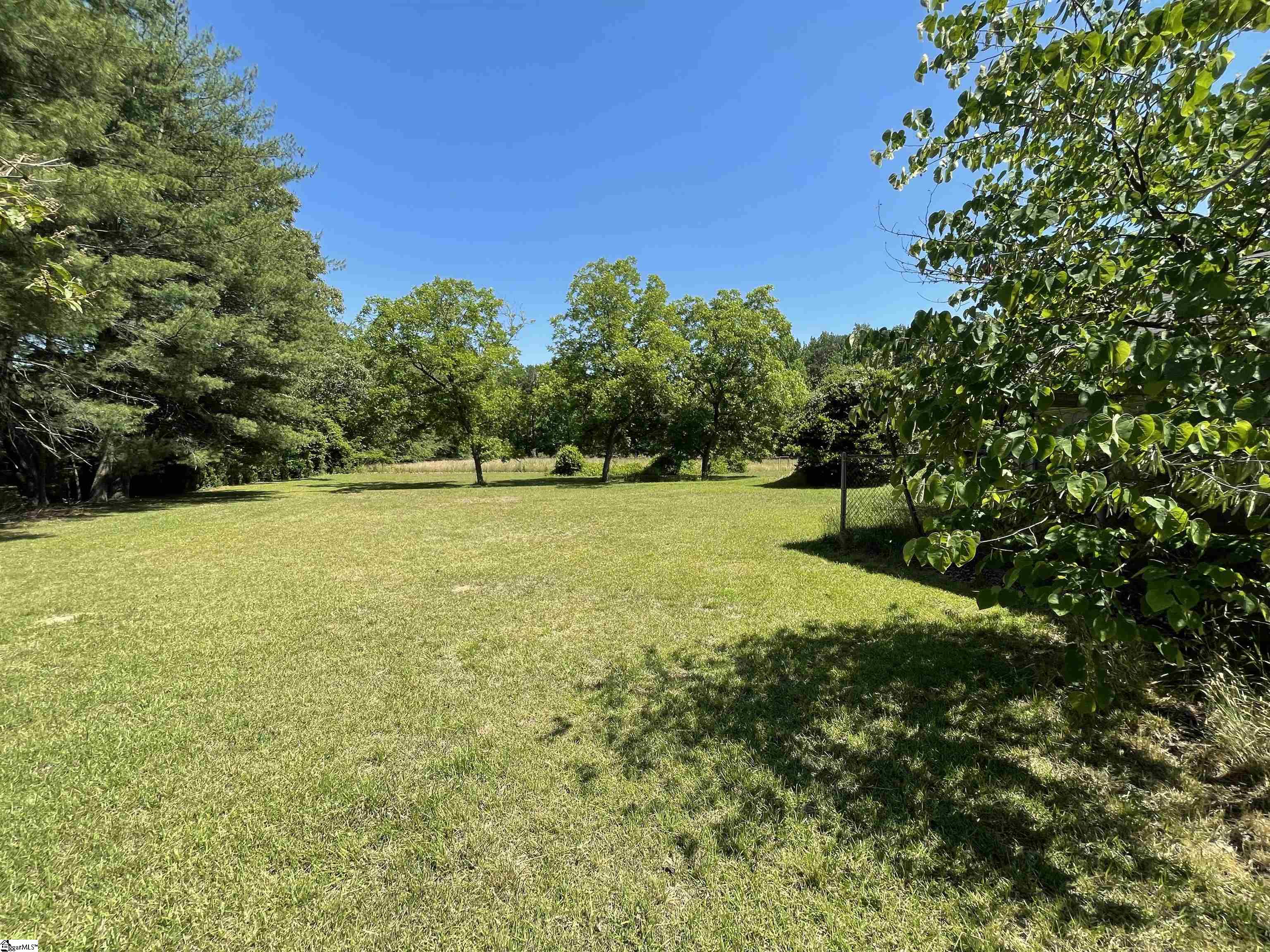 1006 Garlington Road Greenville, SC 29615