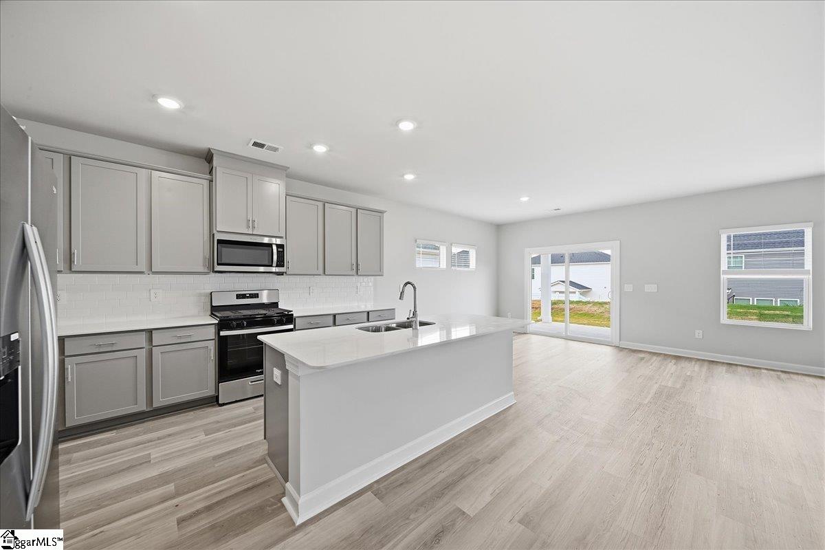 114 Gibbon Way Gray Court, SC 29645