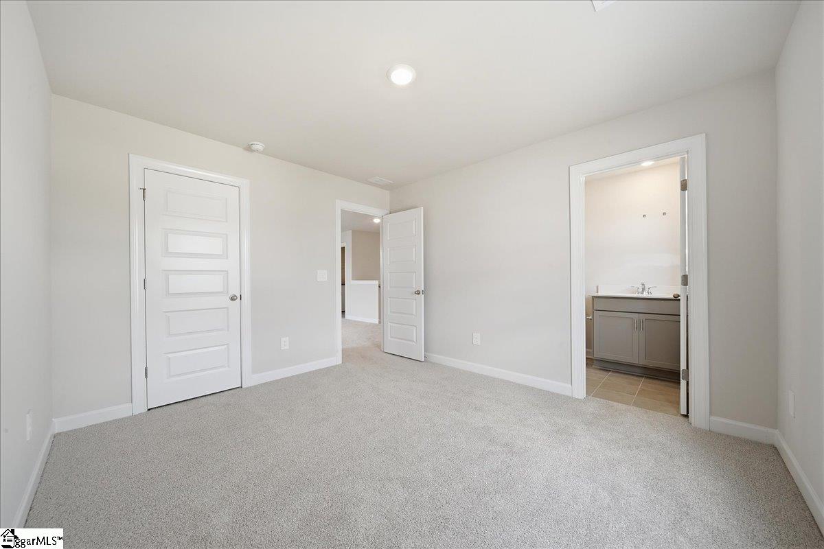 114 Gibbon Way Gray Court, SC 29645
