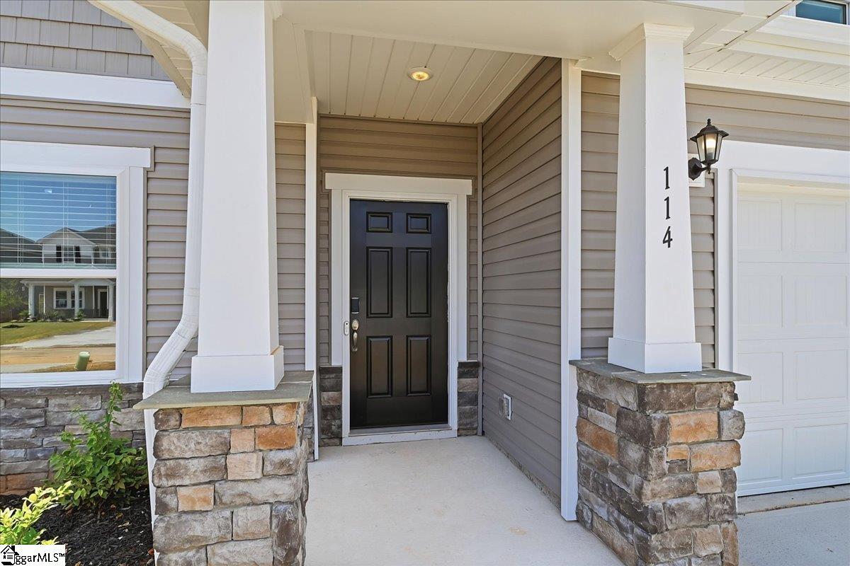 114 Gibbon Way Gray Court, SC 29645