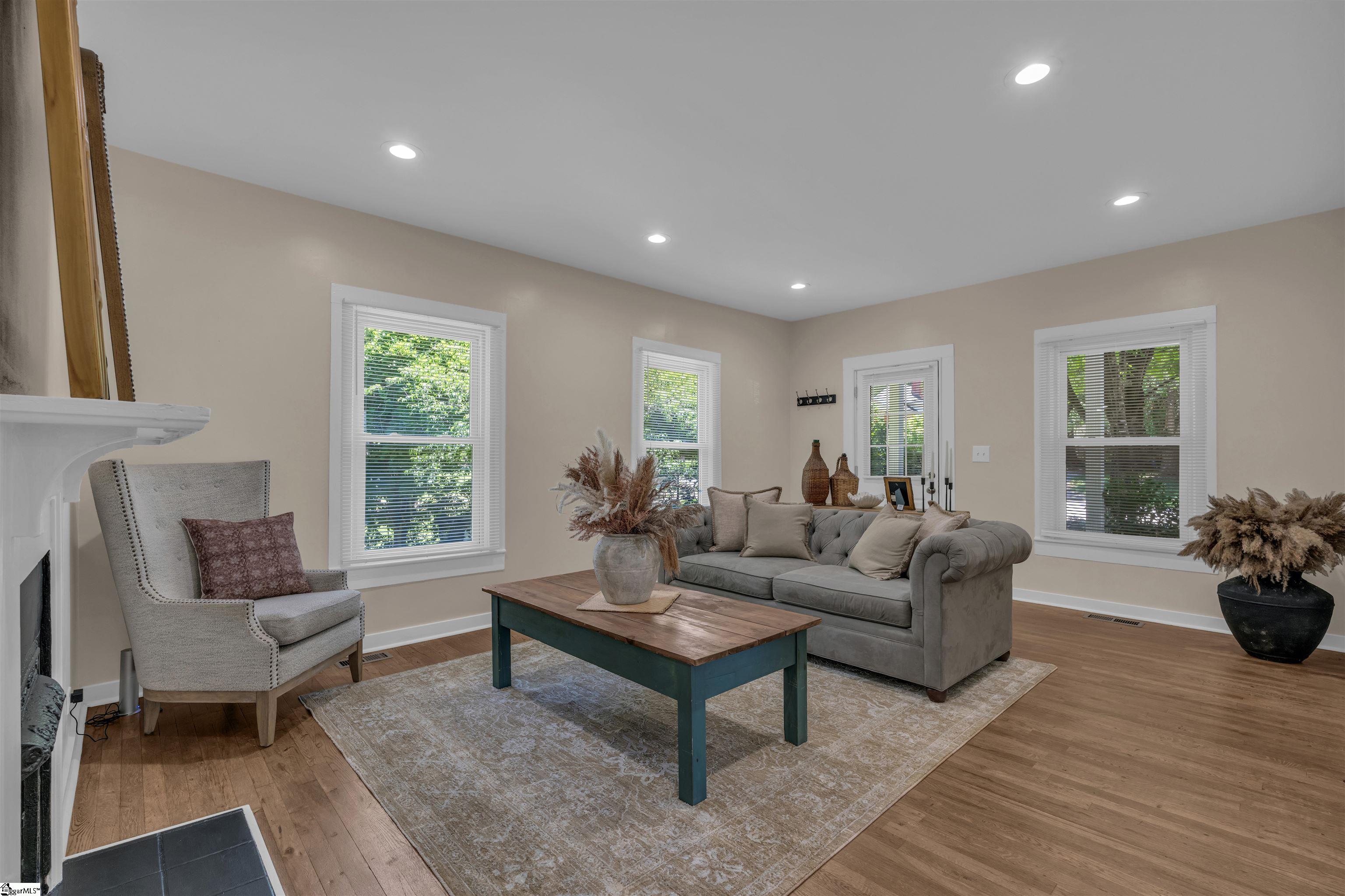 214 Beattie Street Simpsonville, SC 29681