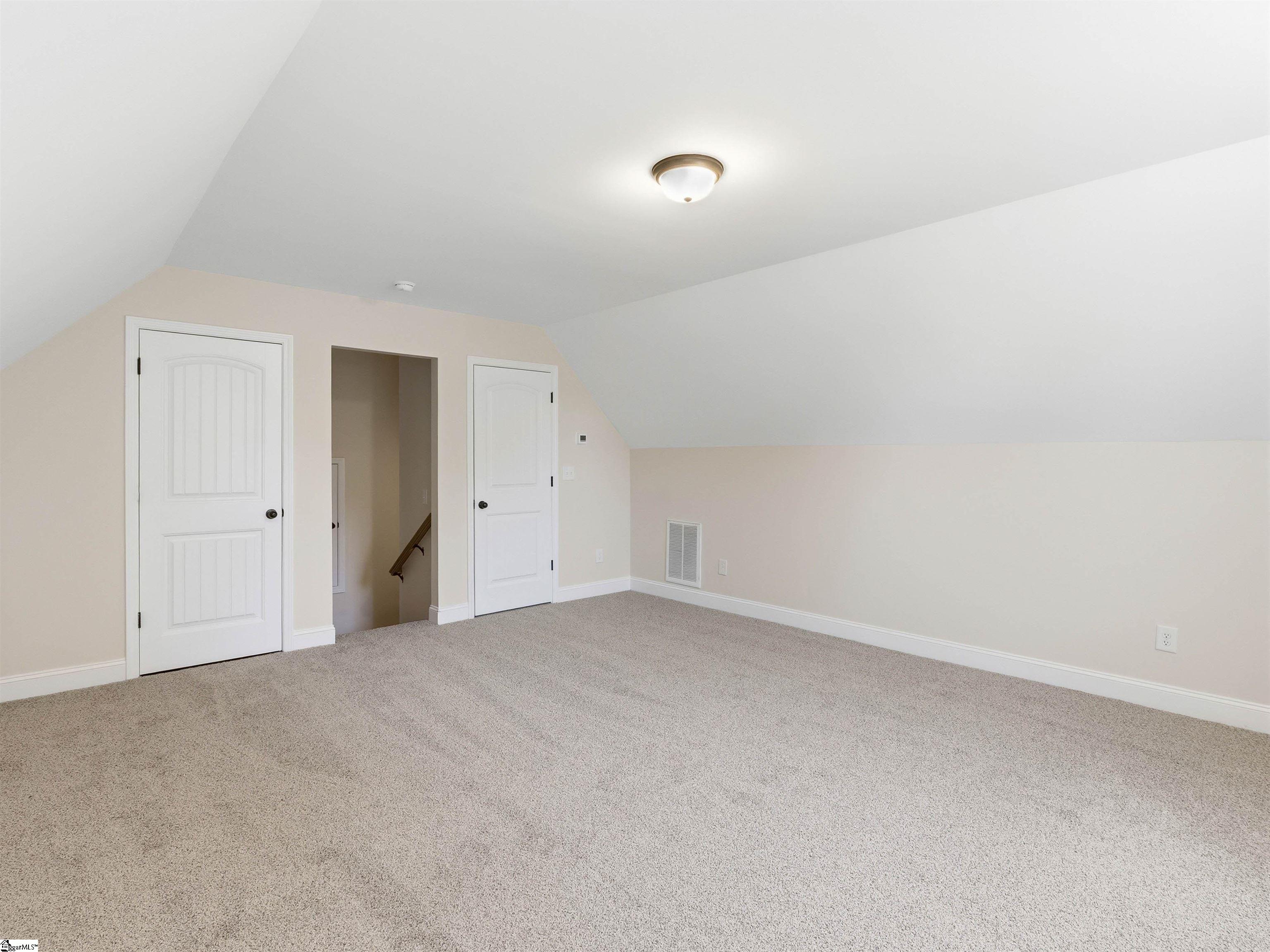 382 W Darby Road Greenville, SC 29609