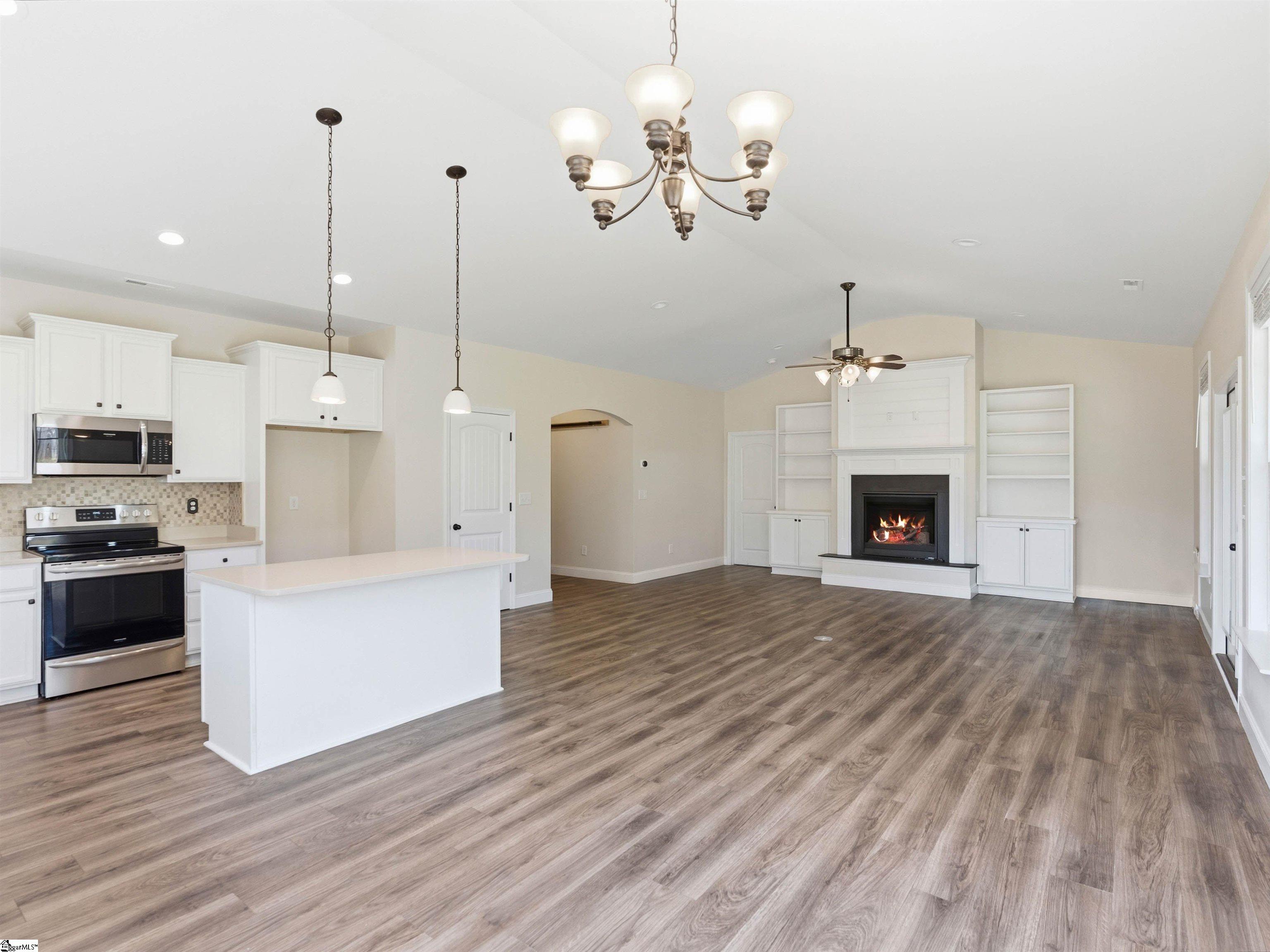 382 W Darby Road Greenville, SC 29609