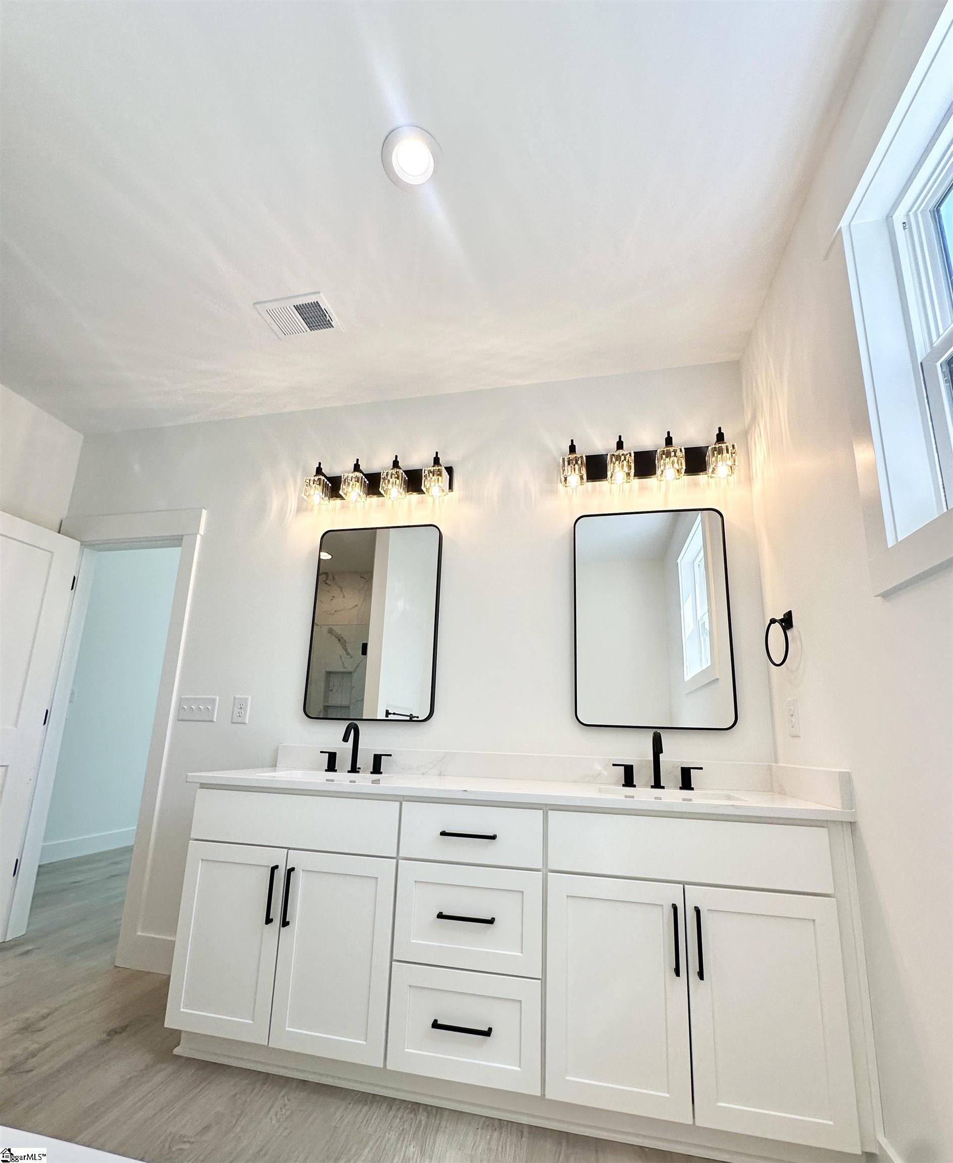 960 Goodjoin Road Campobello, SC 29322