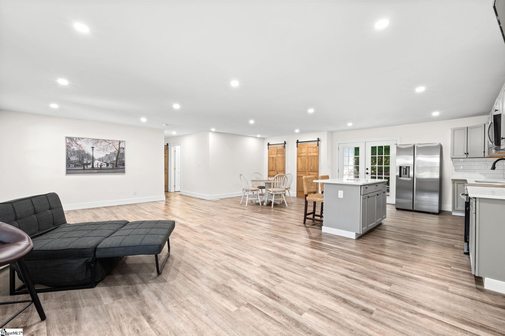 34 Pleasantdale Circle Greenville, SC 29607