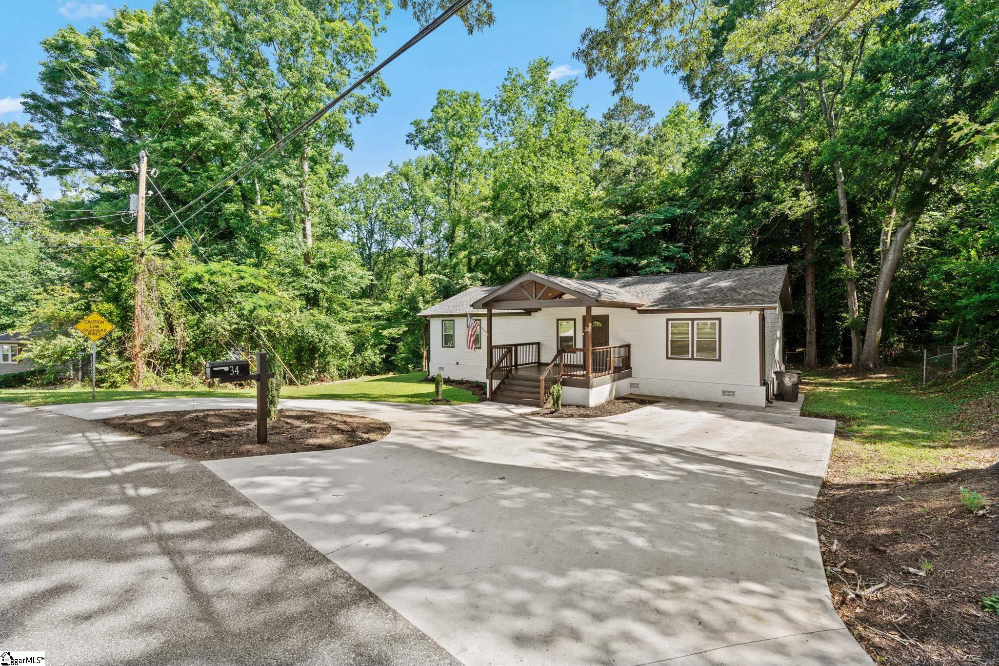 34 Pleasantdale Circle Greenville, SC 29607