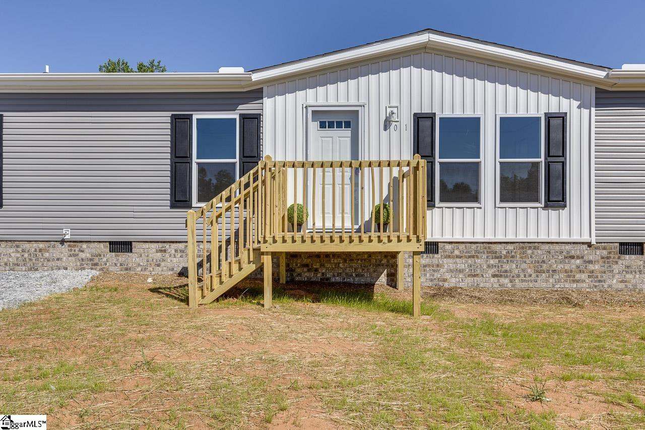 101 Garnet Lane Easley, SC 29640