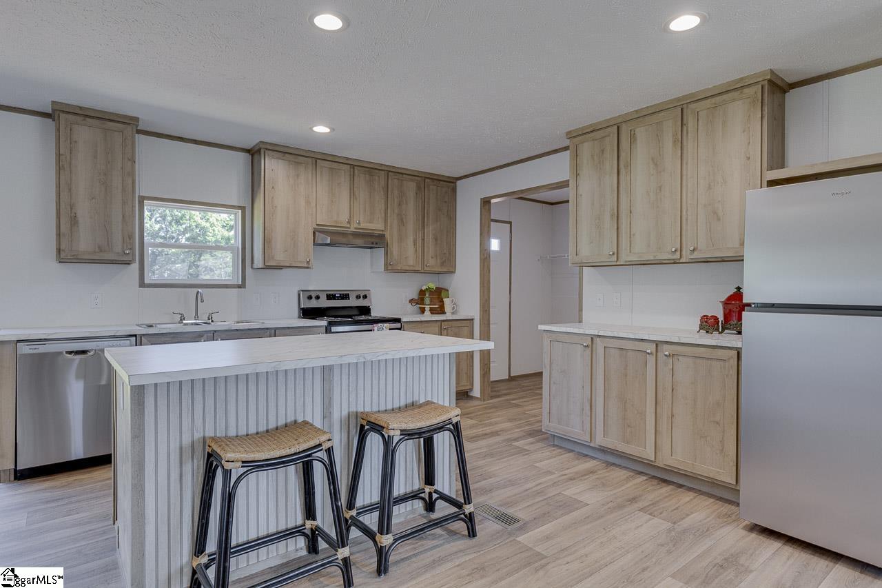 101 Garnet Lane Easley, SC 29640
