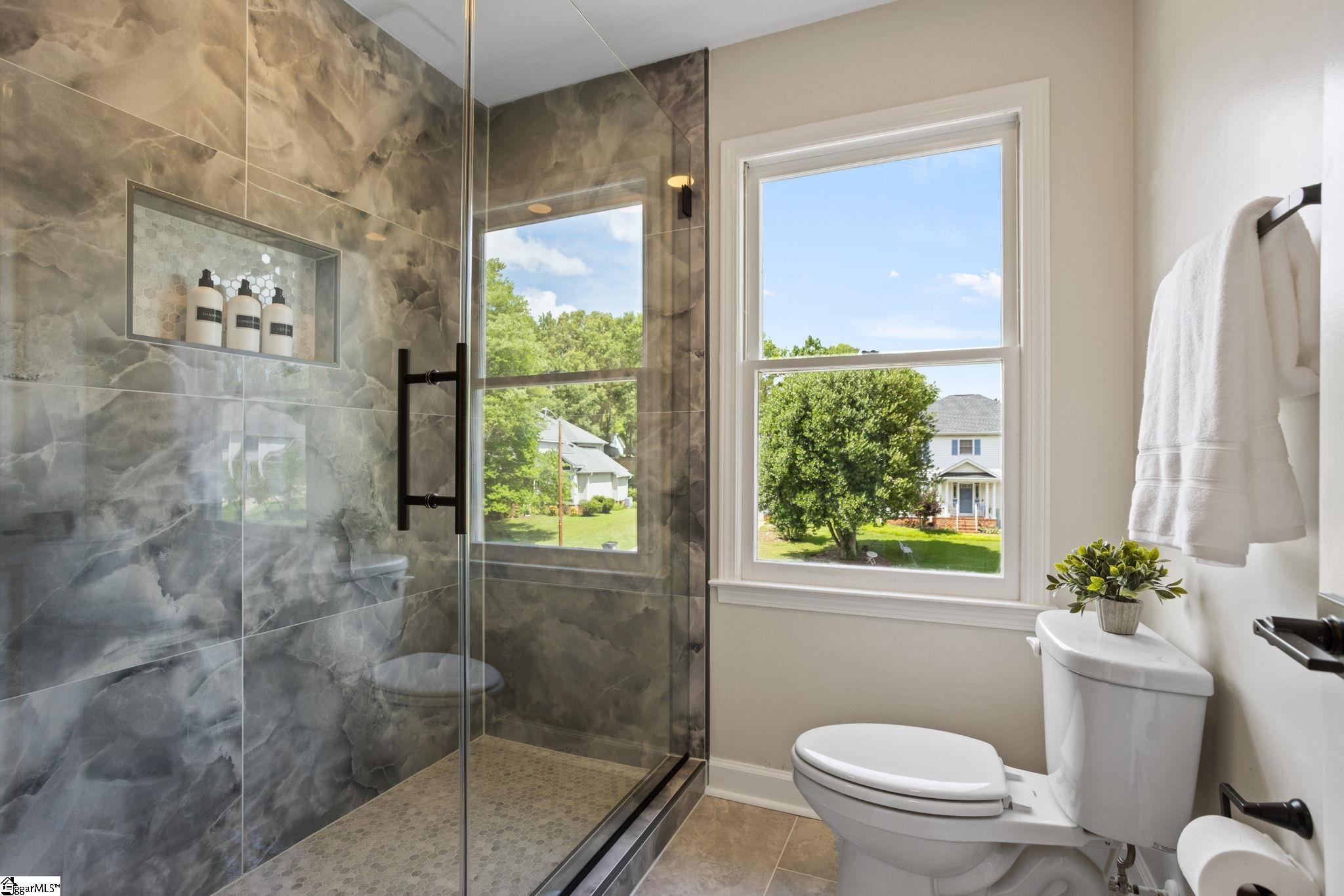 109 Chase Woods Court Simpsonville, SC 29680