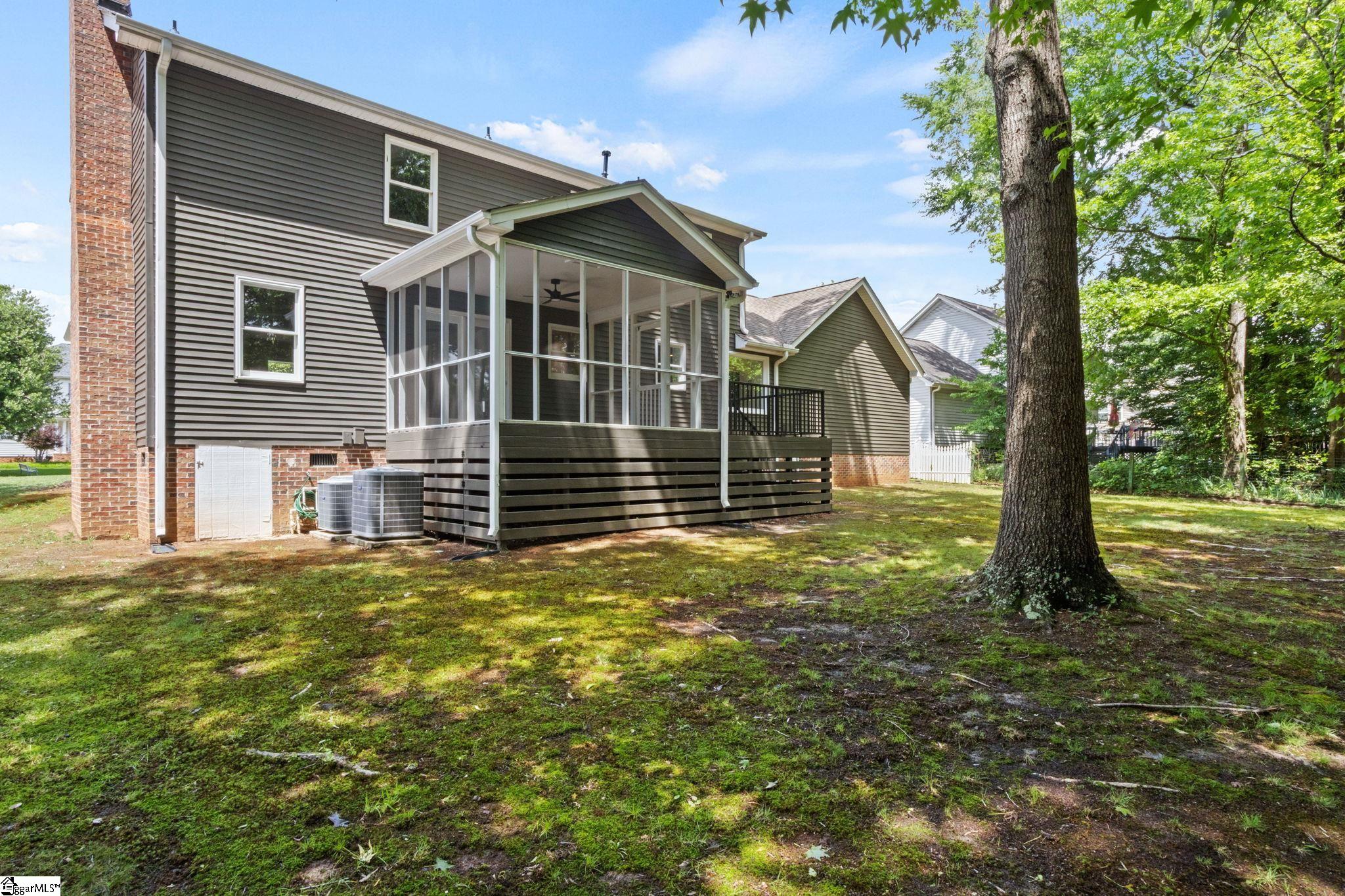 109 Chase Woods Court Simpsonville, SC 29680
