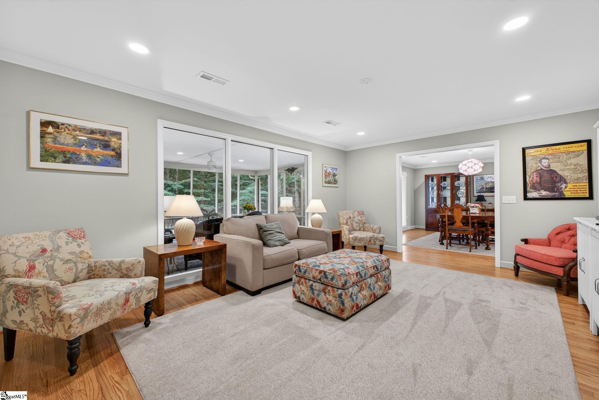 308 Holly Park Lane Simpsonville, SC 29681