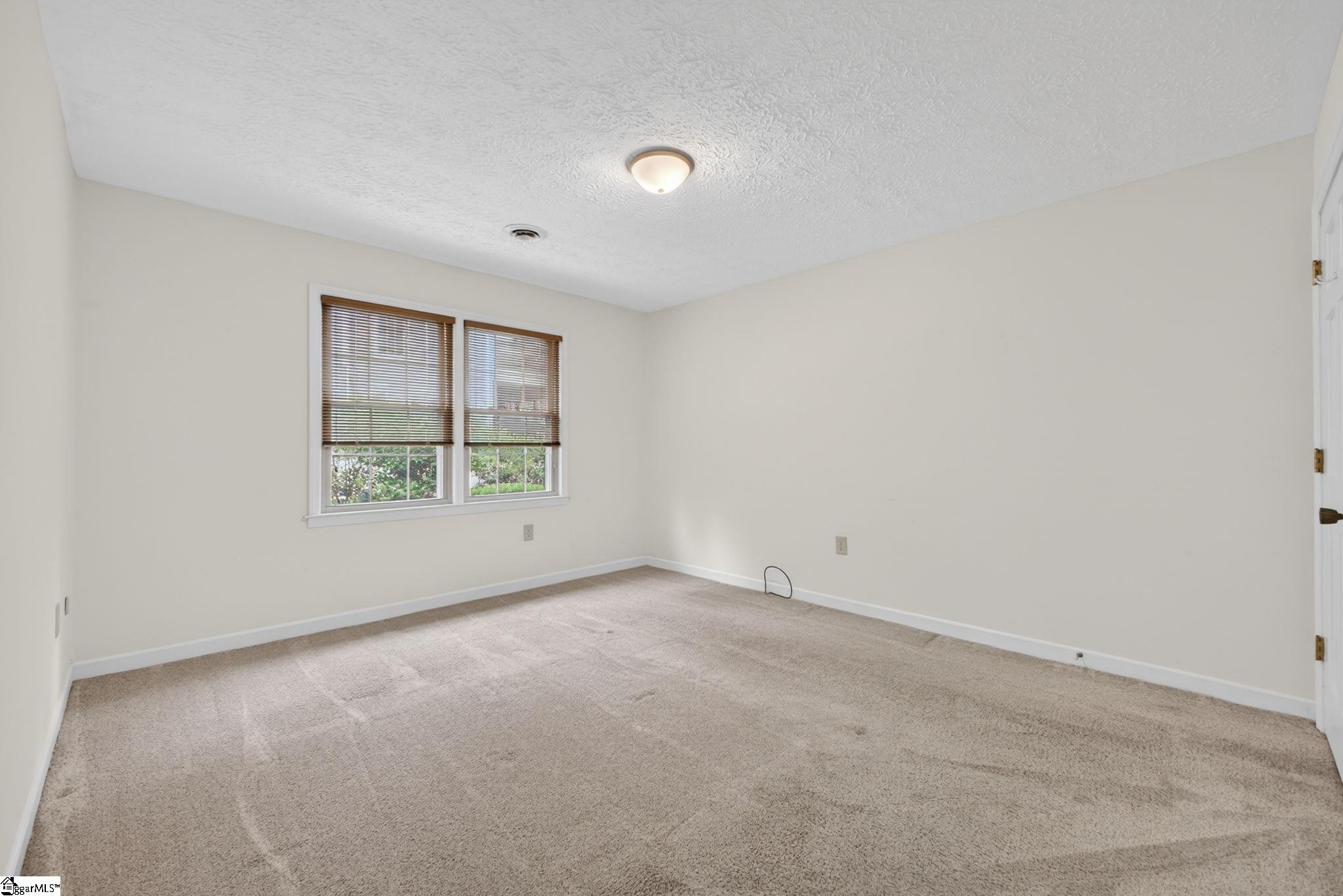 308 Holly Park Lane Simpsonville, SC 29681