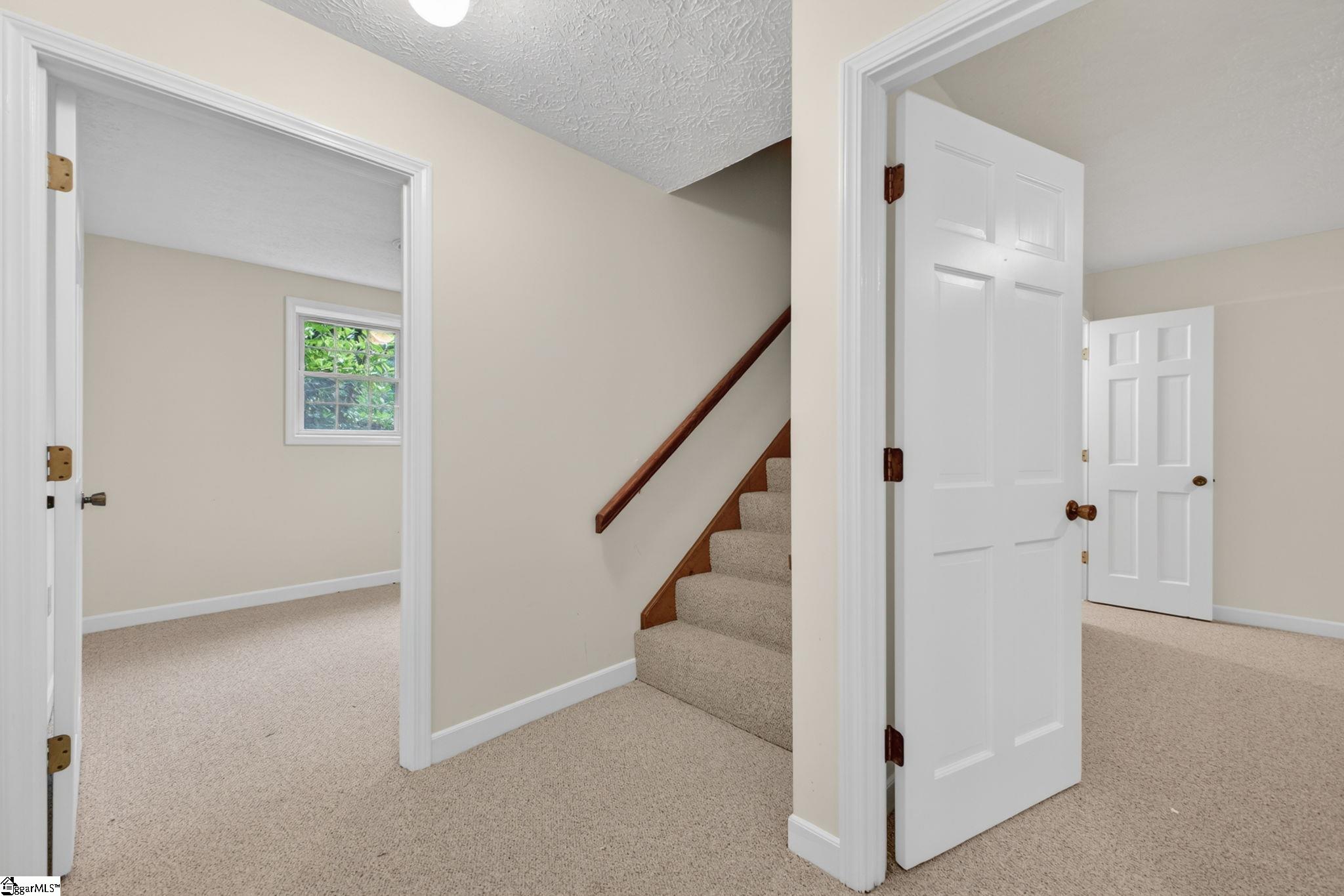 308 Holly Park Lane Simpsonville, SC 29681