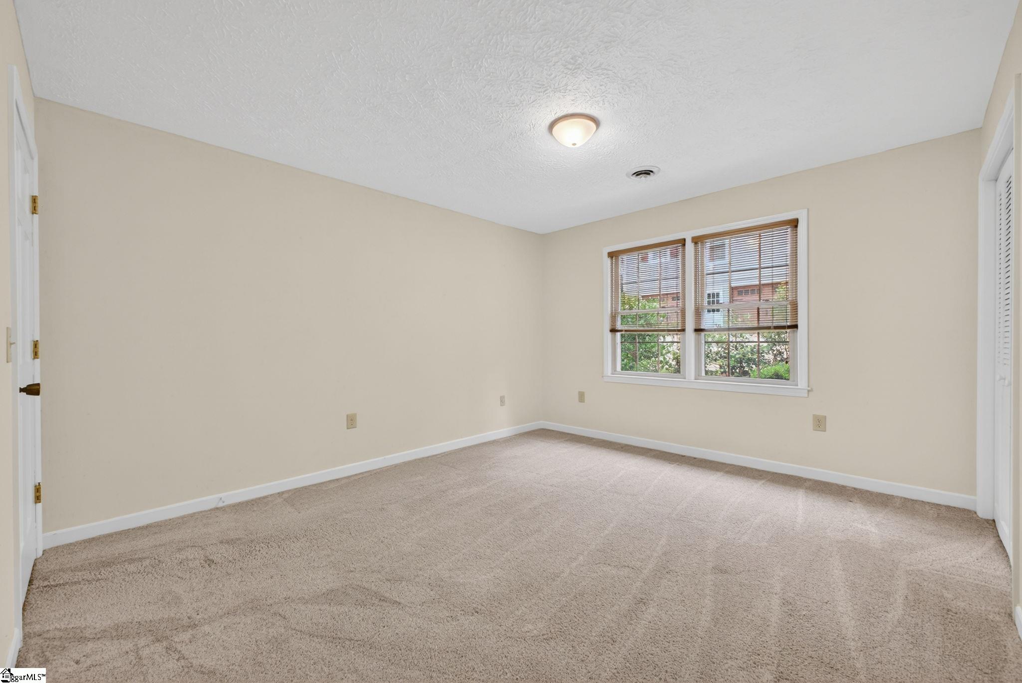 308 Holly Park Lane Simpsonville, SC 29681