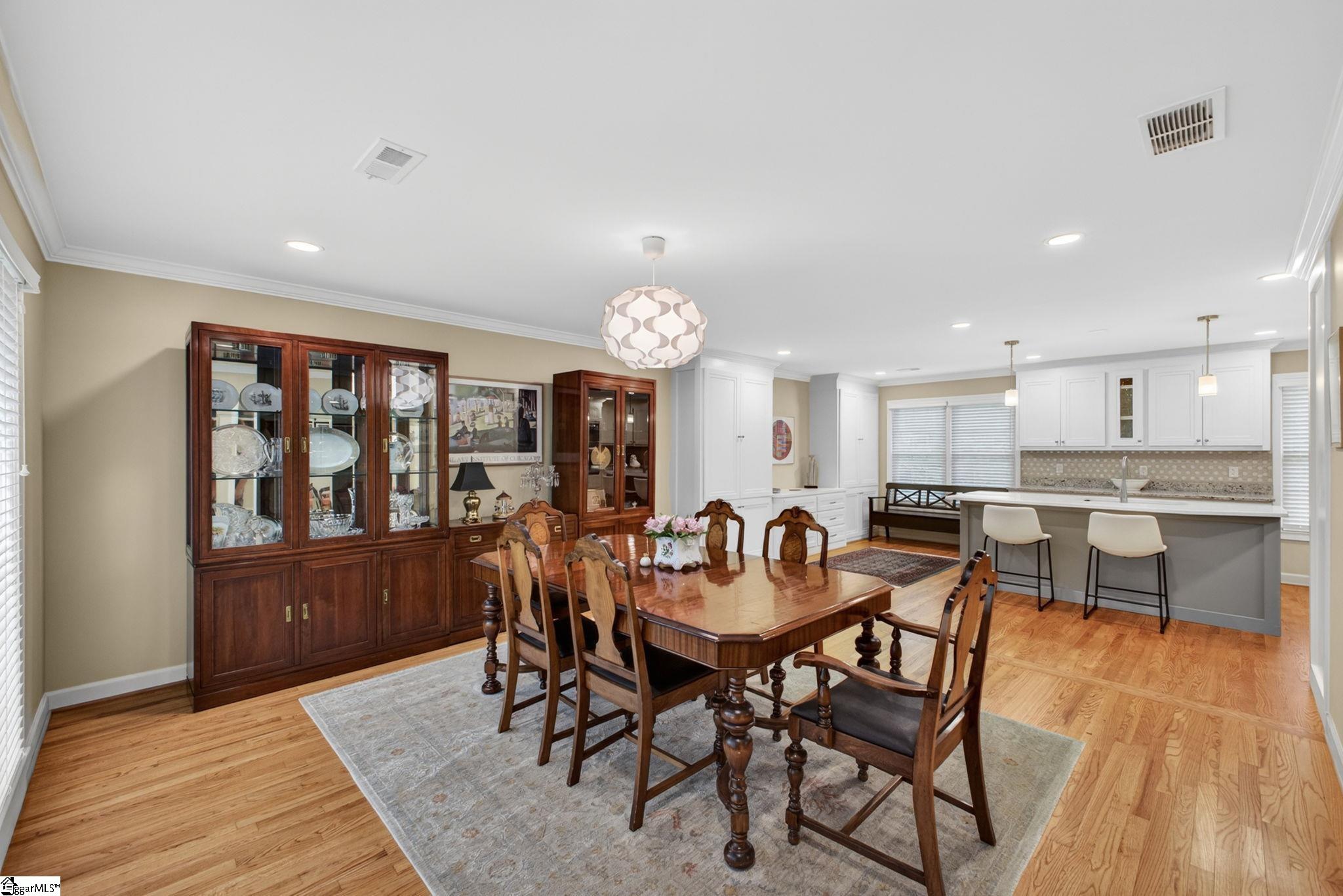 308 Holly Park Lane Simpsonville, SC 29681