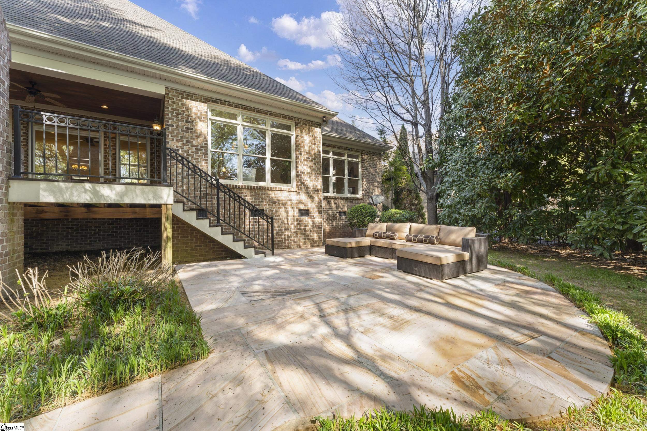 108 Charleston Oak Lane Greenville, SC 29615