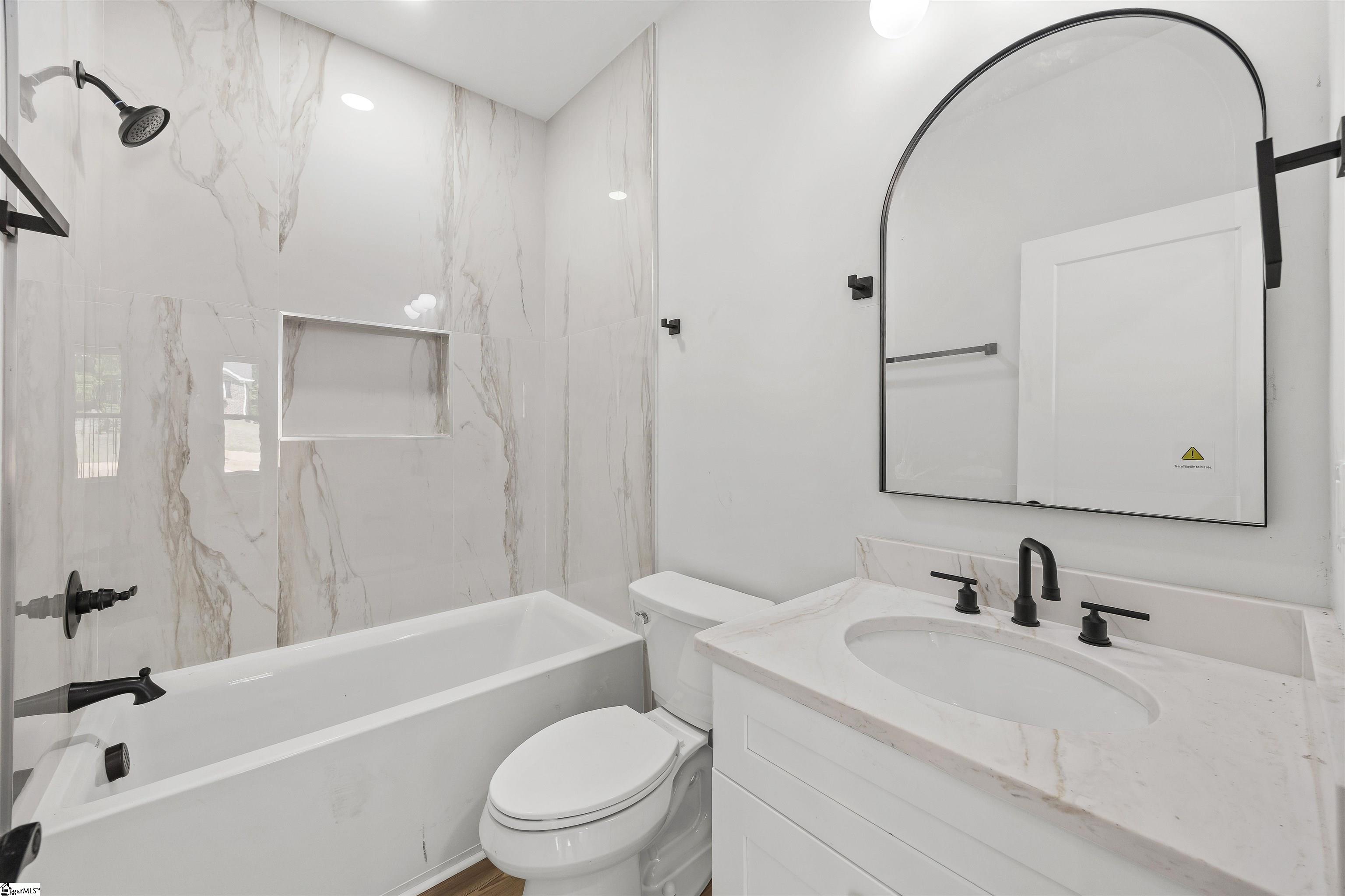 17 Lee Haven Court Greenville, SC 29611