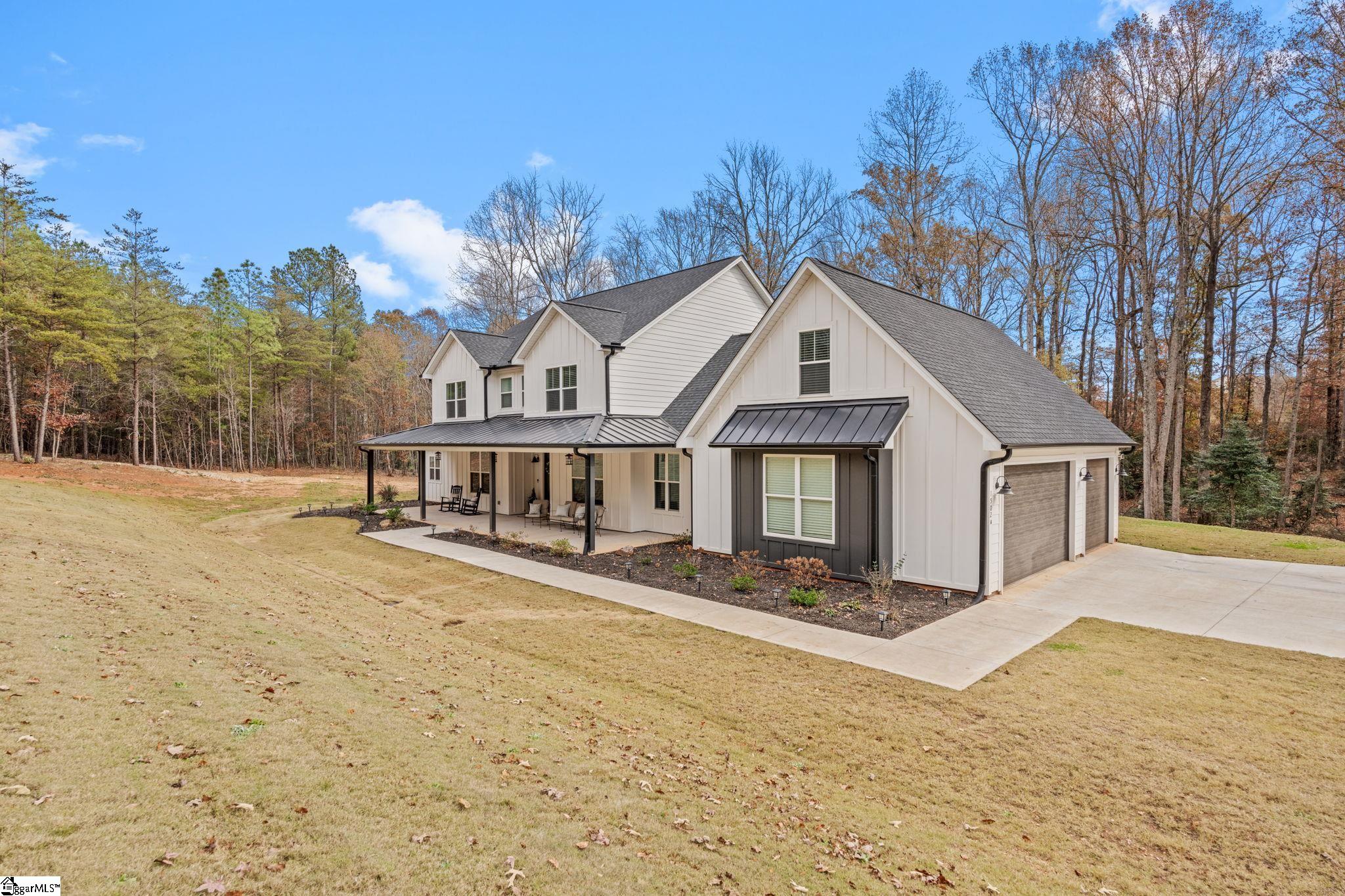 Photo 3 of Single family home for sale at 1502a Groce Meadow Rd, Taylors, SC 29687 | MLS# 1593802 | Listing updated on 2026-09-18