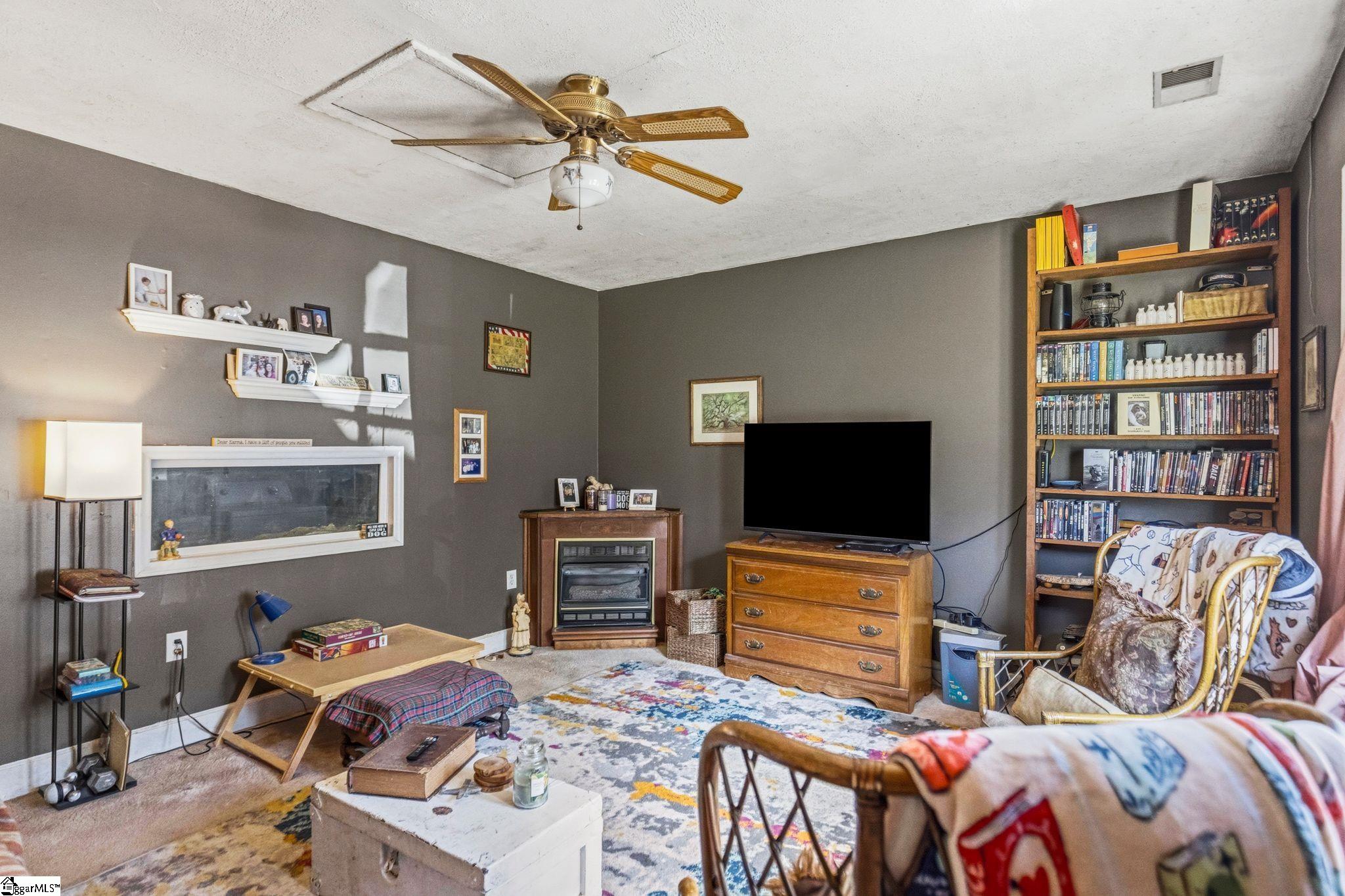 1 S Oak Forest Drive Greenville, SC 29607