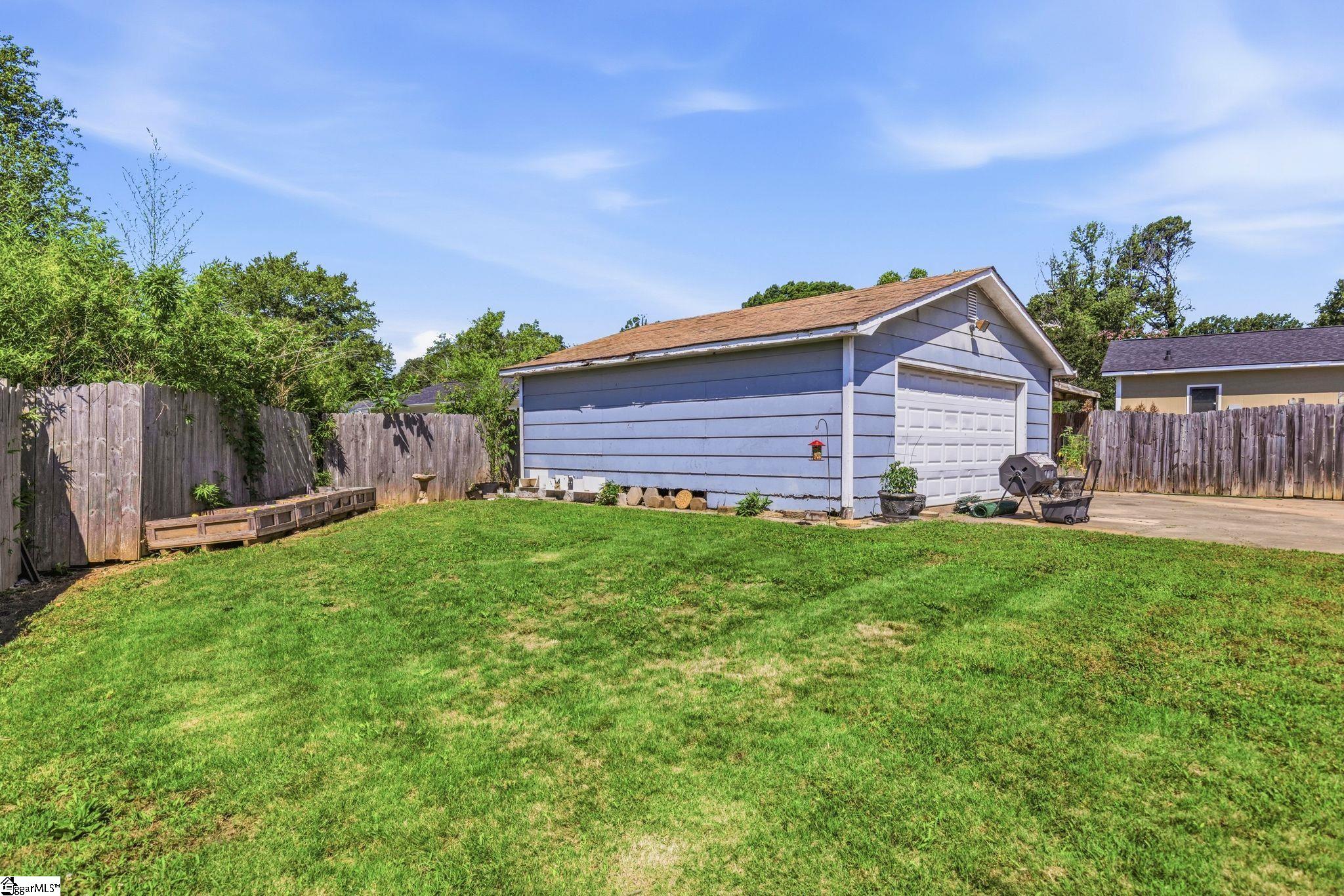 1 S Oak Forest Drive Greenville, SC 29607