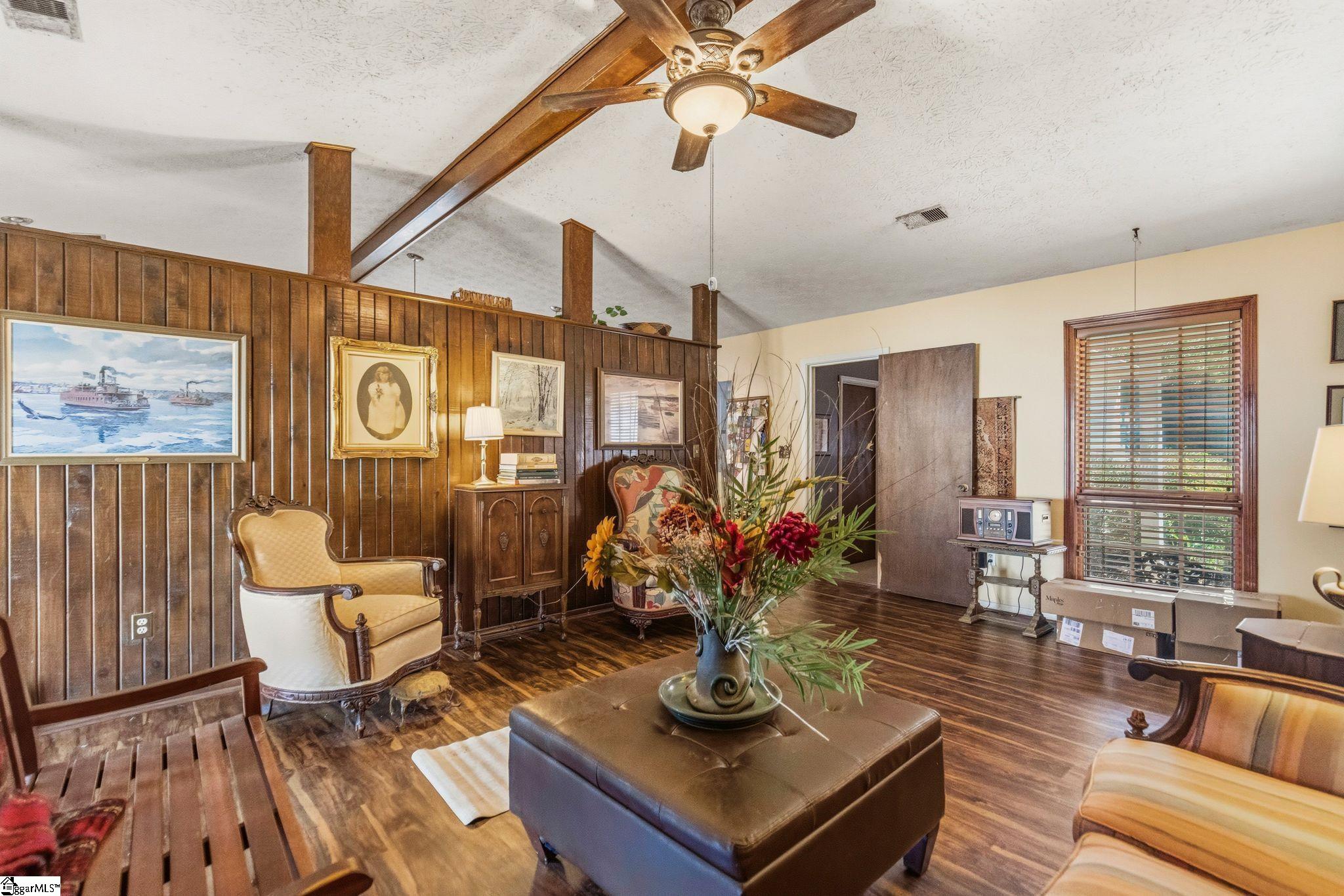 1 S Oak Forest Drive Greenville, SC 29607