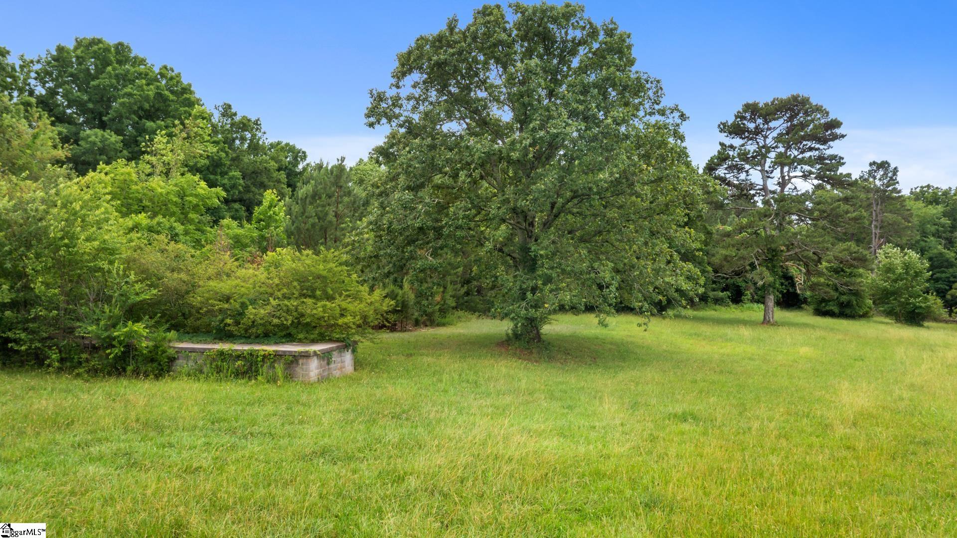 00 E Main Street Laurens, SC 29360