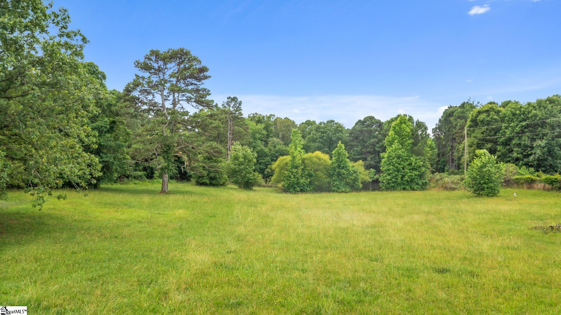 00 E Main Street Laurens, SC 29360